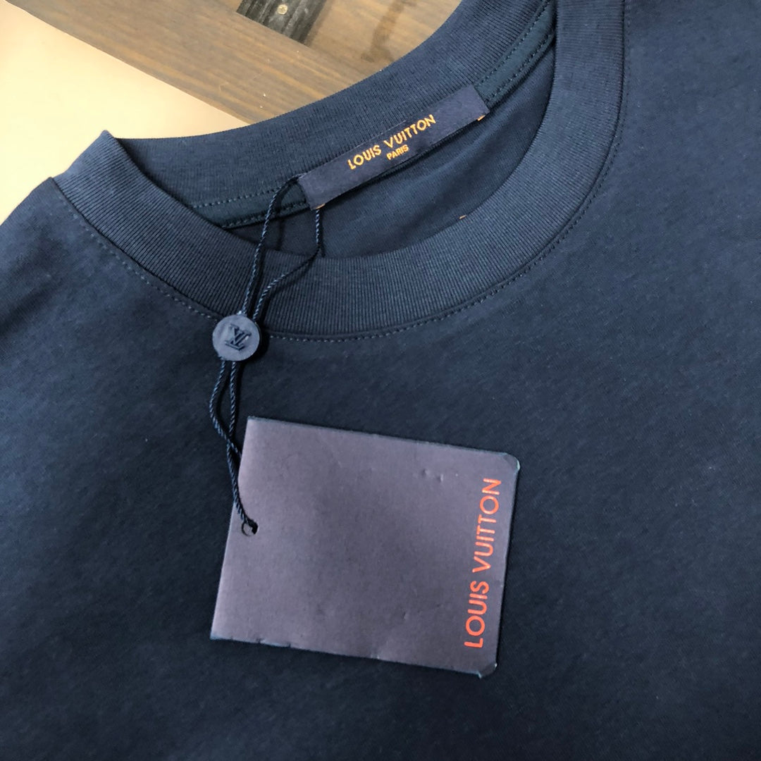 LuxluxHouse Best Quality Clothes T-shirt Louis Vuitton