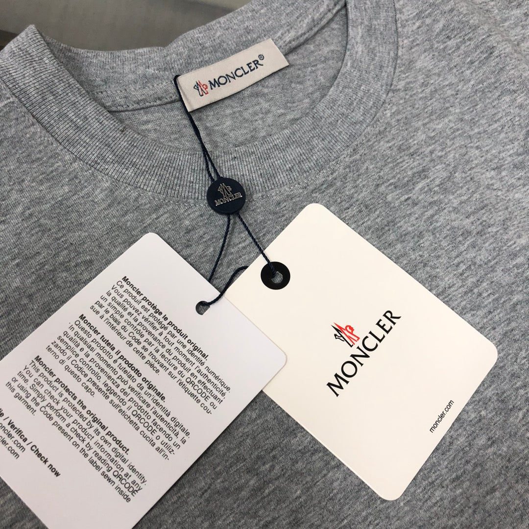 LuxluxHouse Best Quality Clothes T-shirt Moncler