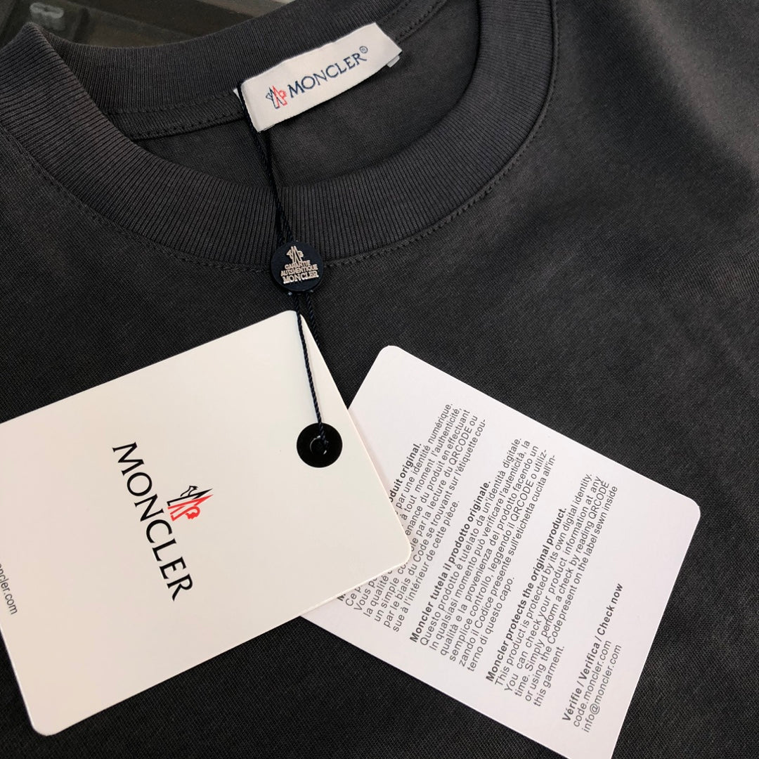 LuxluxHouse Best Quality Clothes T-shirt Moncler