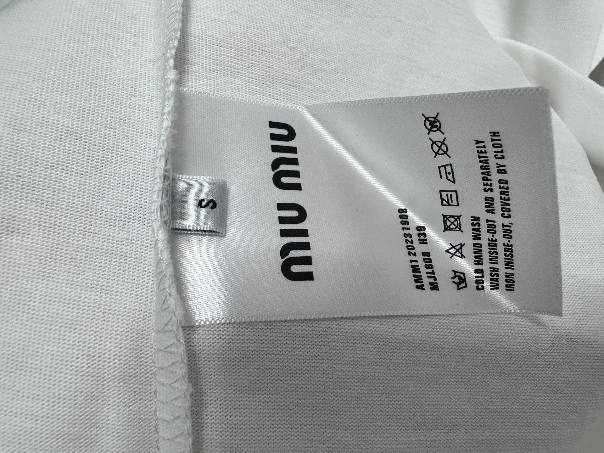 LuxluxHouse Best Quality Clothes Miu Miu T-shirt