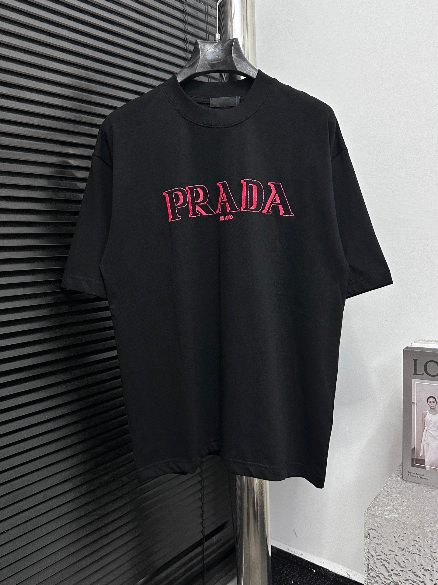 LuxluxHouse Best Quality Clothes T-shirt Prada