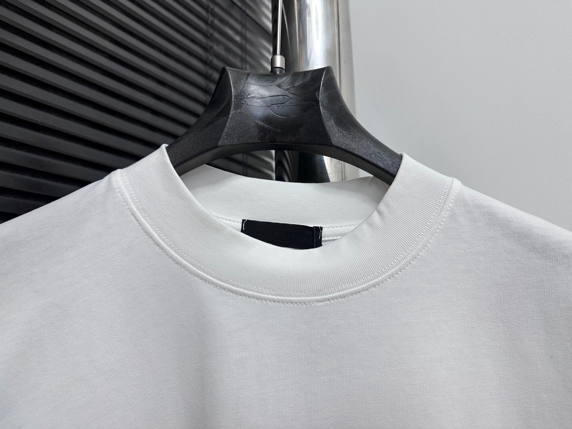 LuxluxHouse Best Quality Clothes T-shirt Prada
