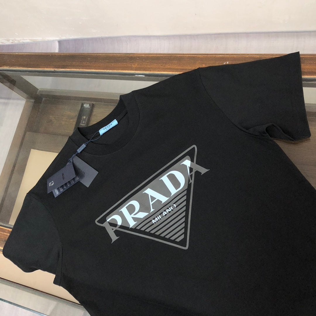 LuxluxHouse Best Quality Clothes T-shirt Prada