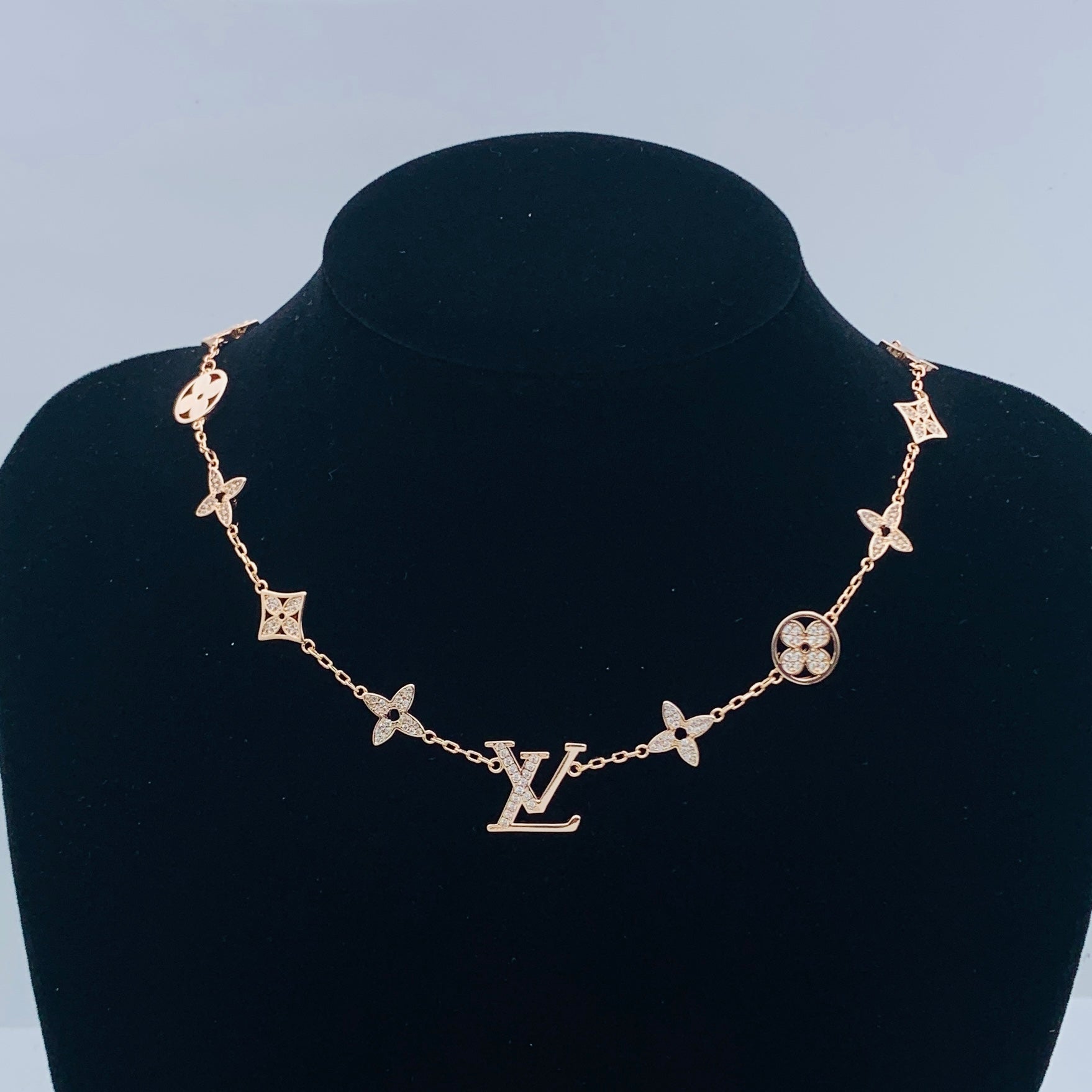 LuxluxHouse Low Price And High Quality Accessories Louis Vuitton