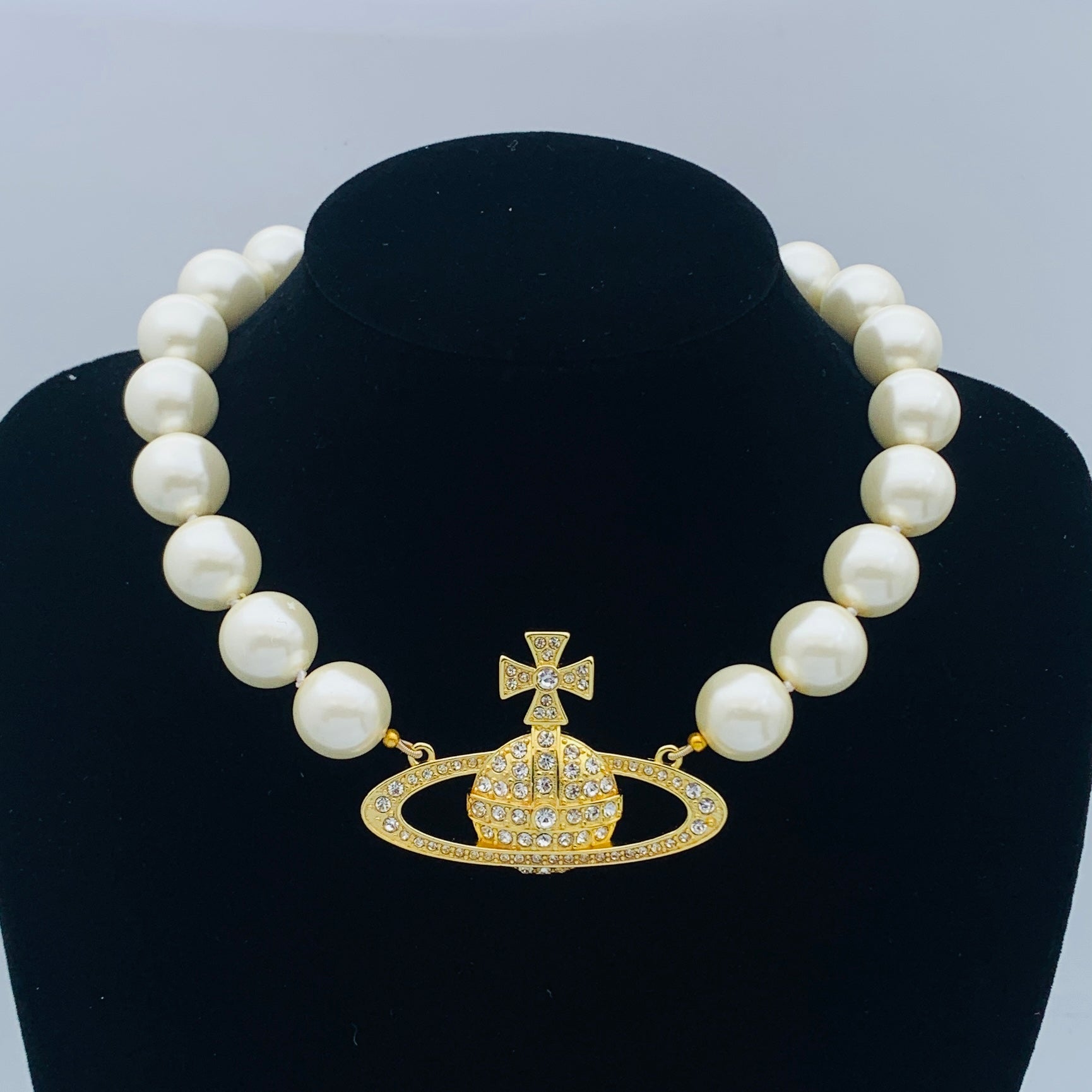 LuxluxHouse Low Price And High Quality Accessories Vivienne Westwood