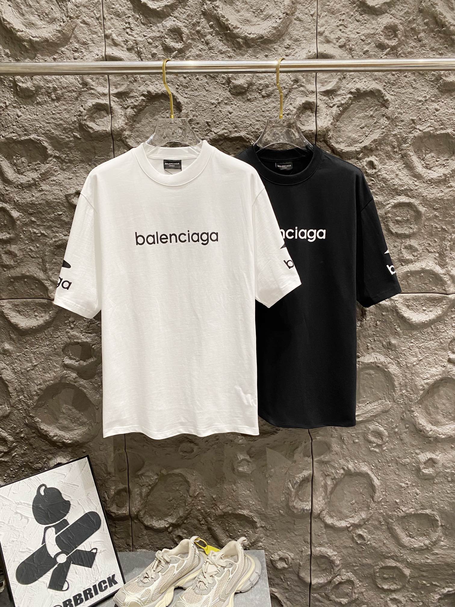 LuxluxHouse Best Quality Clothes Balenciaga T-shirt