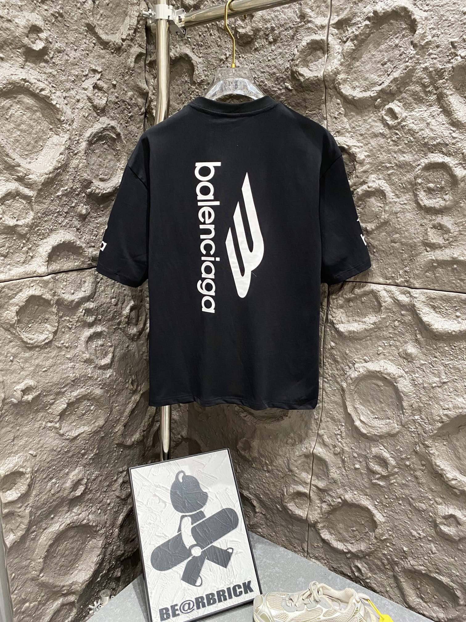 LuxluxHouse Best Quality Clothes Balenciaga T-shirt