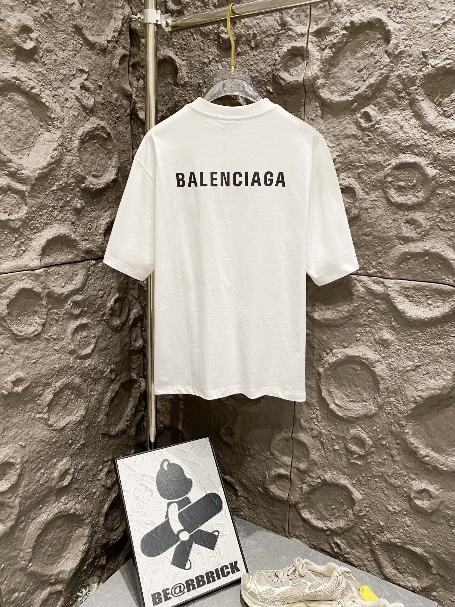 LuxluxHouse Best Quality Clothes Balenciaga T-shirt