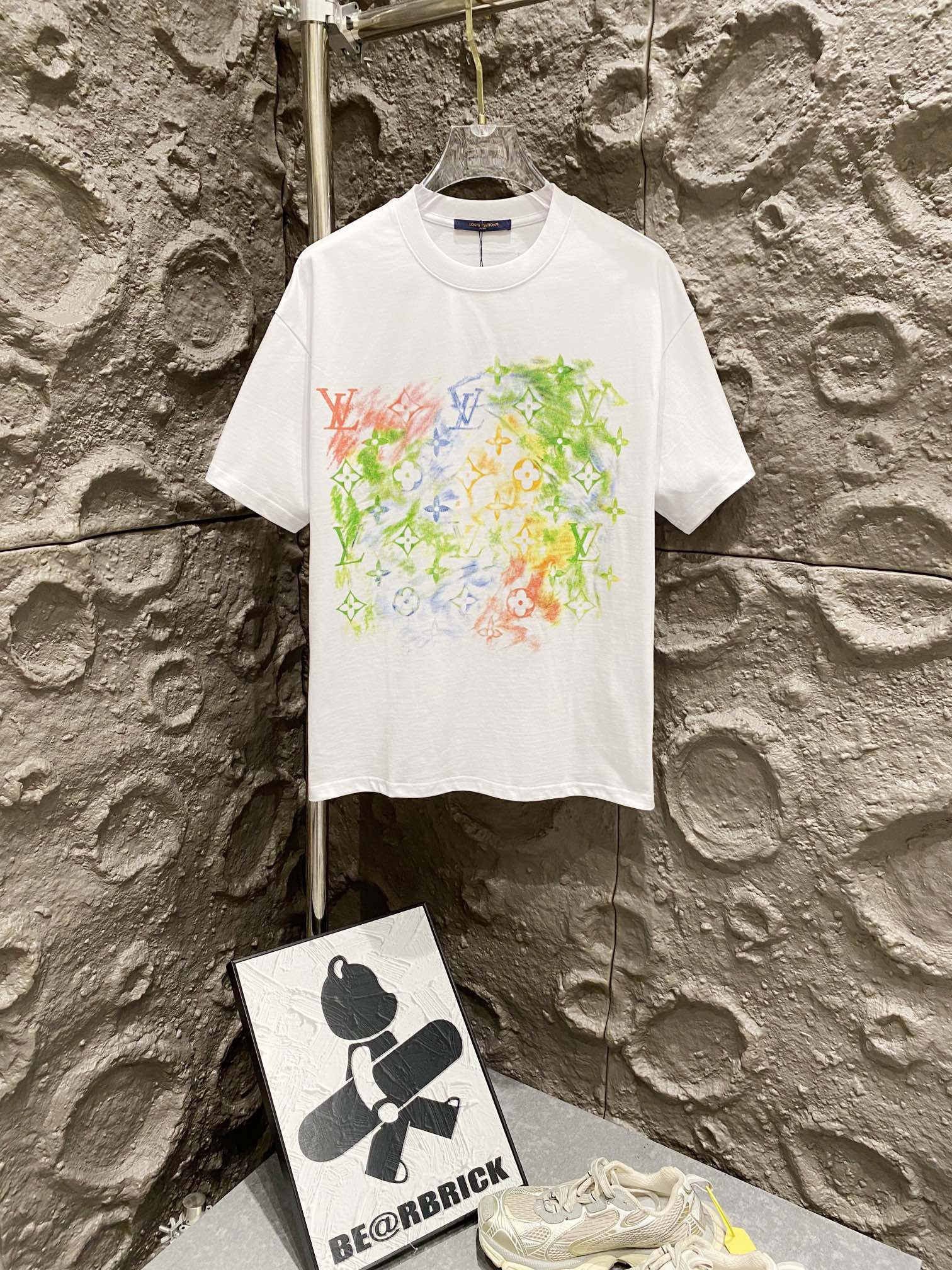 LuxluxHouse Best Quality Clothes T-shirt Louis Vuitton