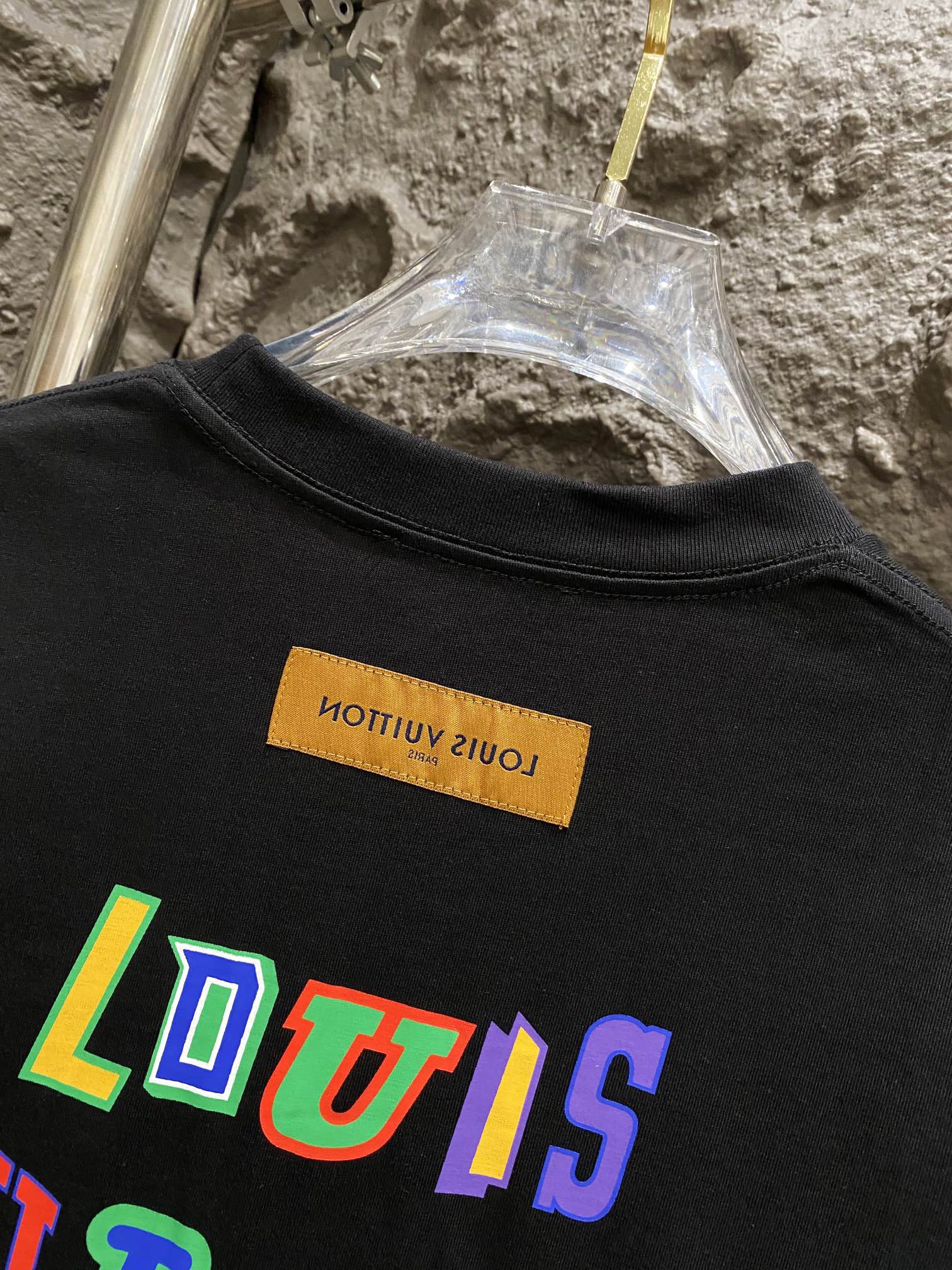 LuxluxHouse Best Quality Clothes T-shirt Louis Vuitton