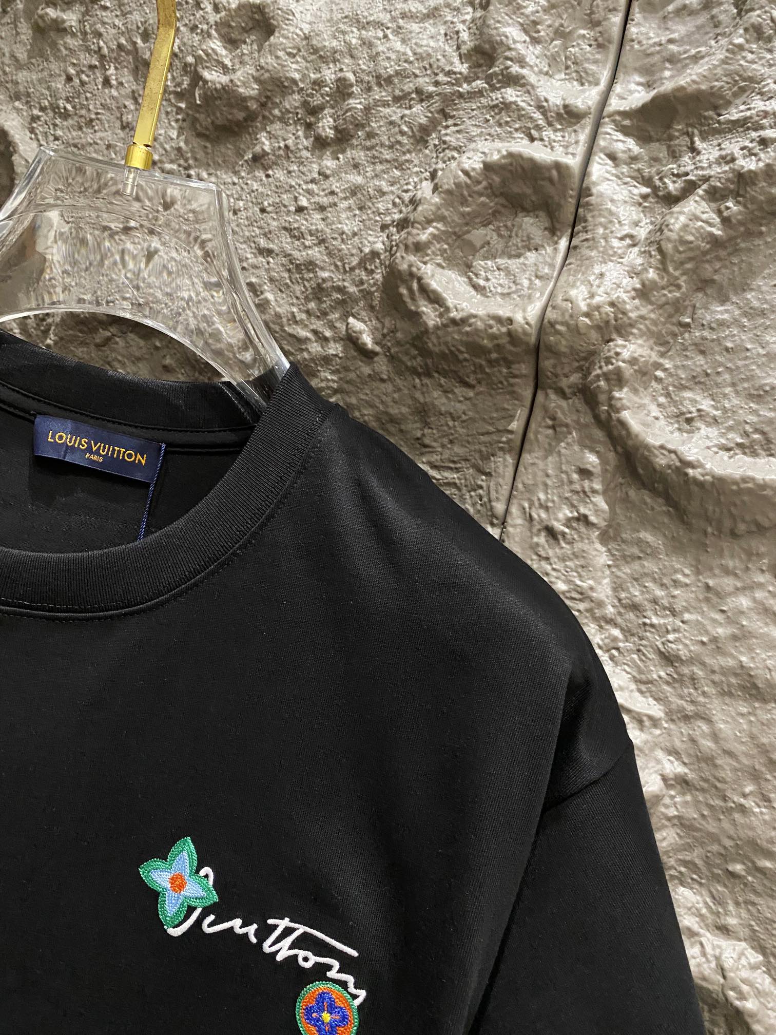 LuxluxHouse Best Quality Clothes T-shirt Louis Vuitton