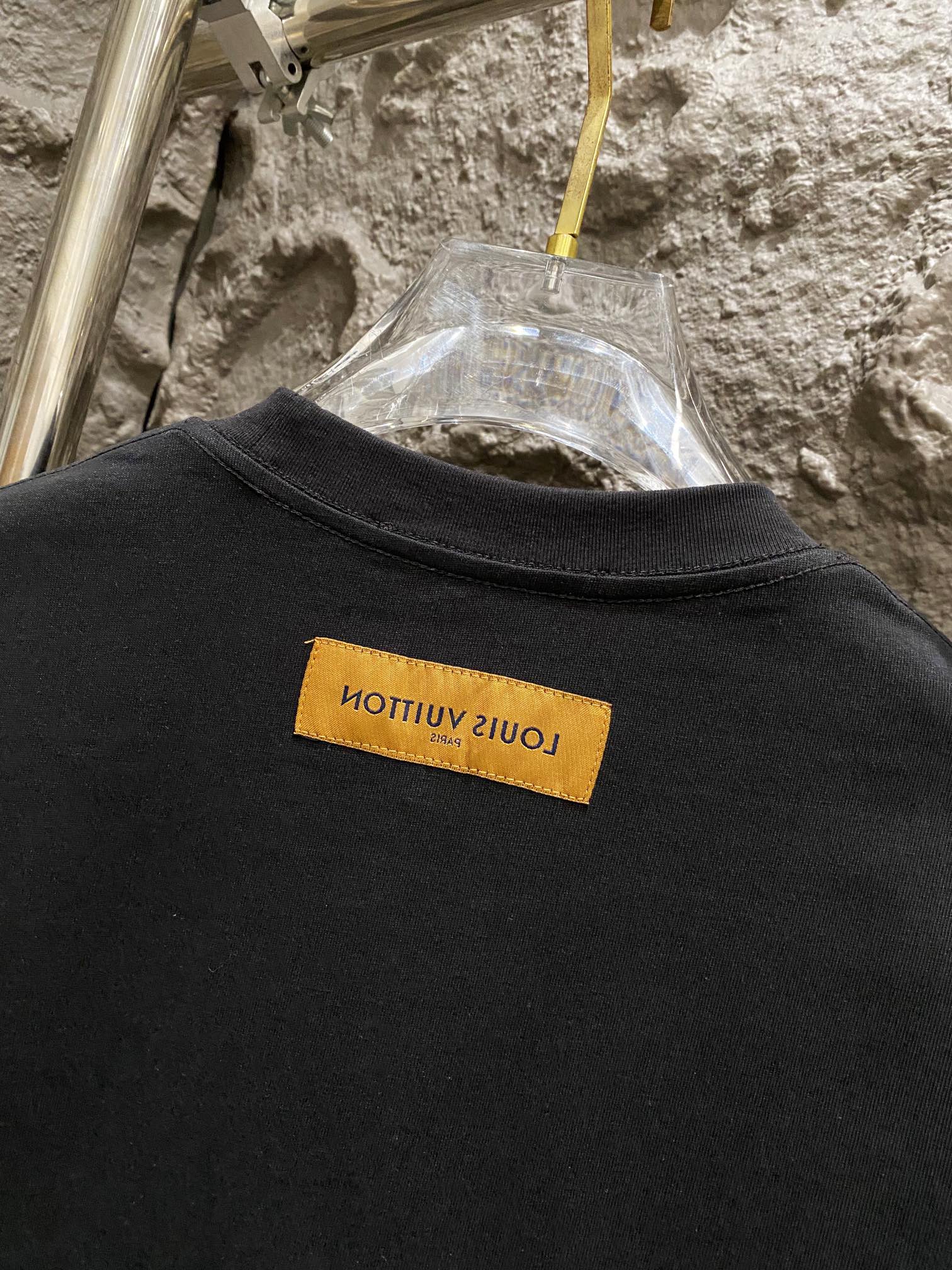 LuxluxHouse Best Quality Clothes T-shirt Louis Vuitton