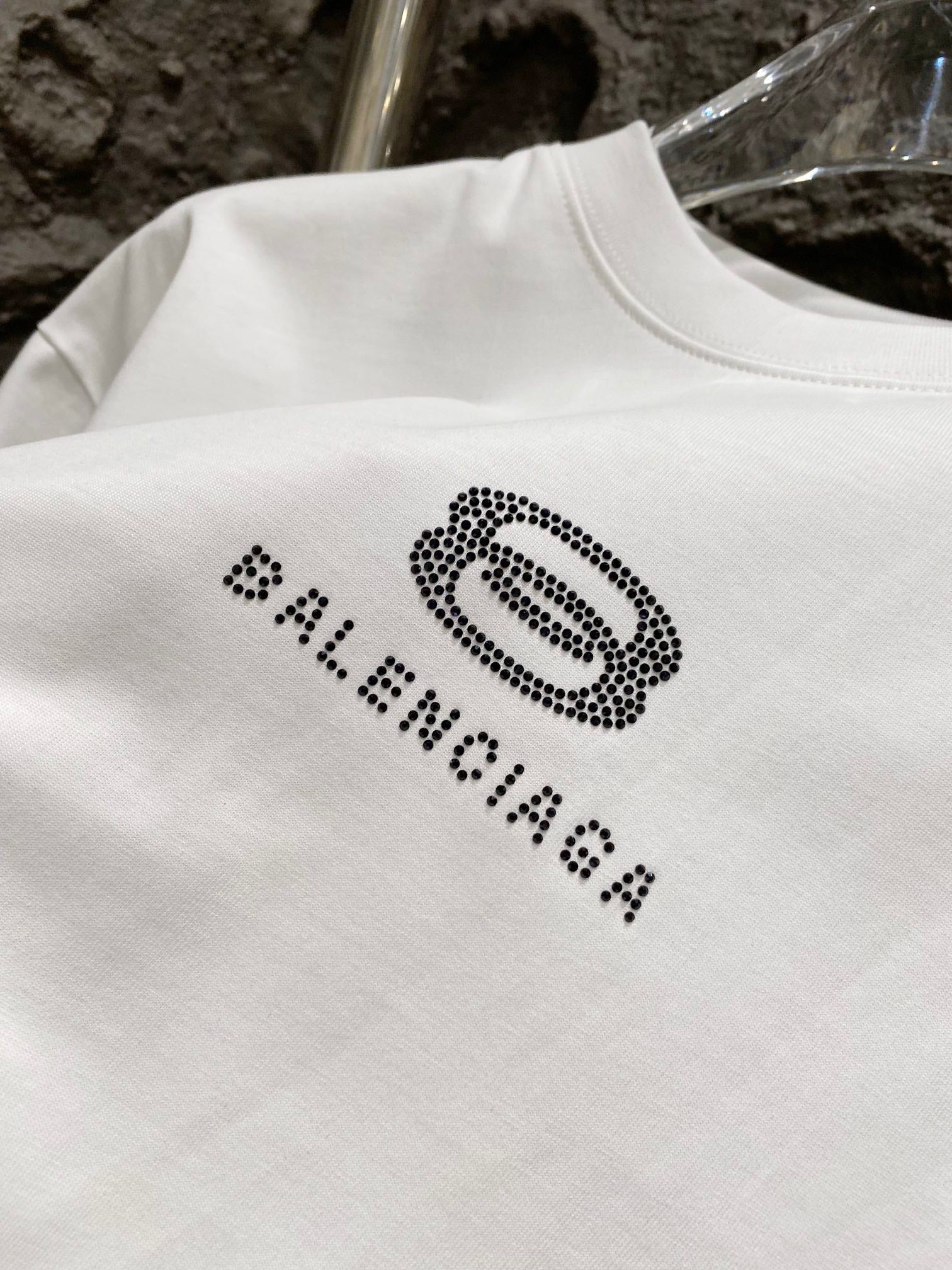 LuxluxHouse Best Quality Clothes Balenciaga T-shirt