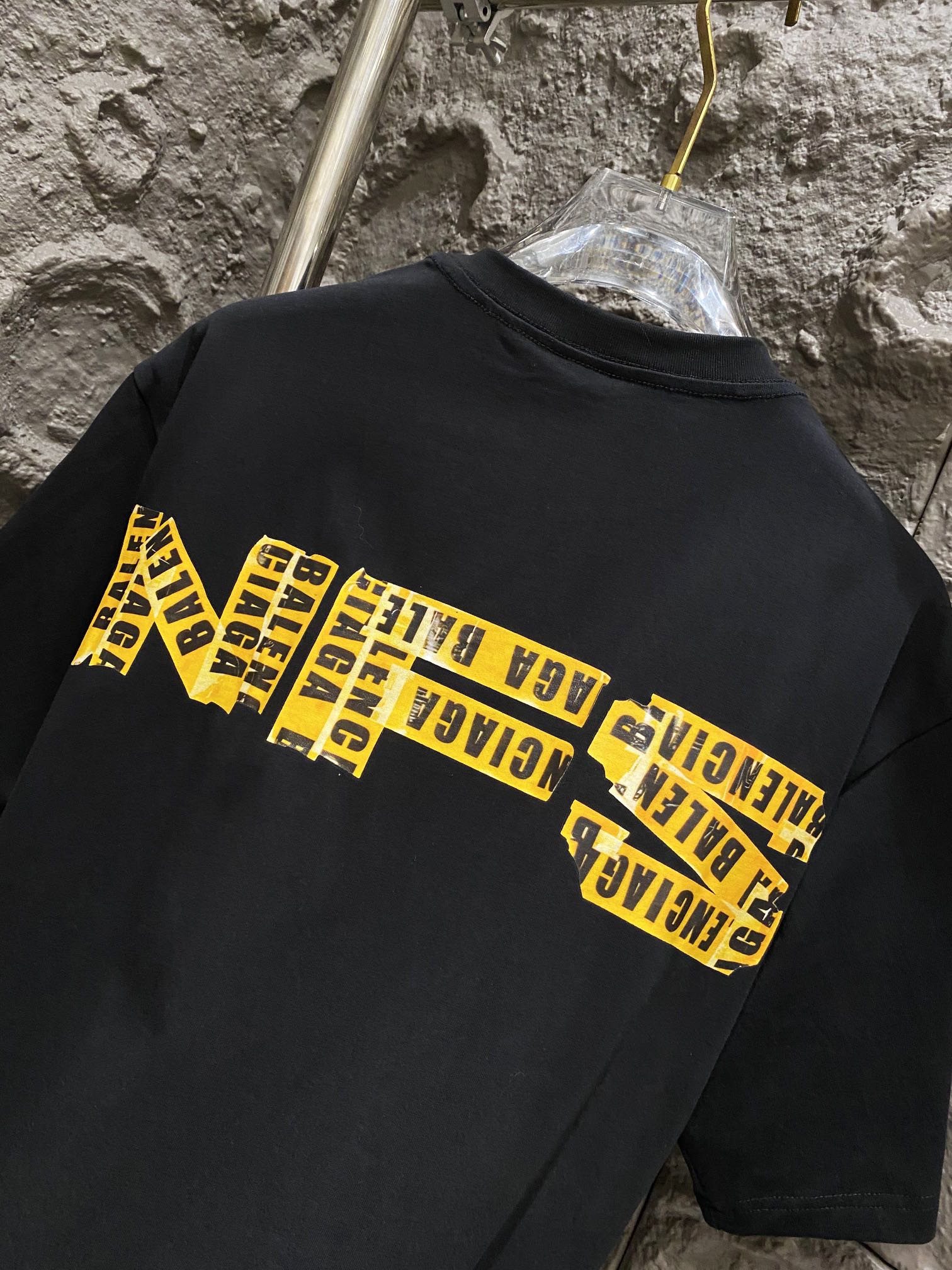 LuxluxHouse Best Quality Clothes Balenciaga T-shirt