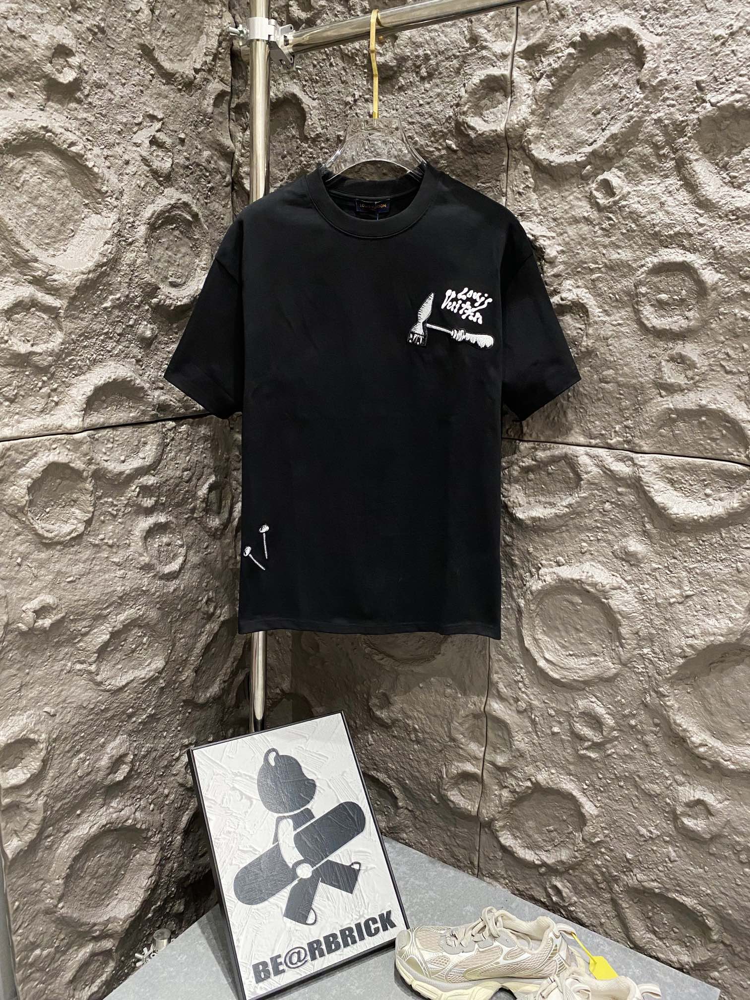 LuxluxHouse Best Quality Clothes T-shirt Louis Vuitton