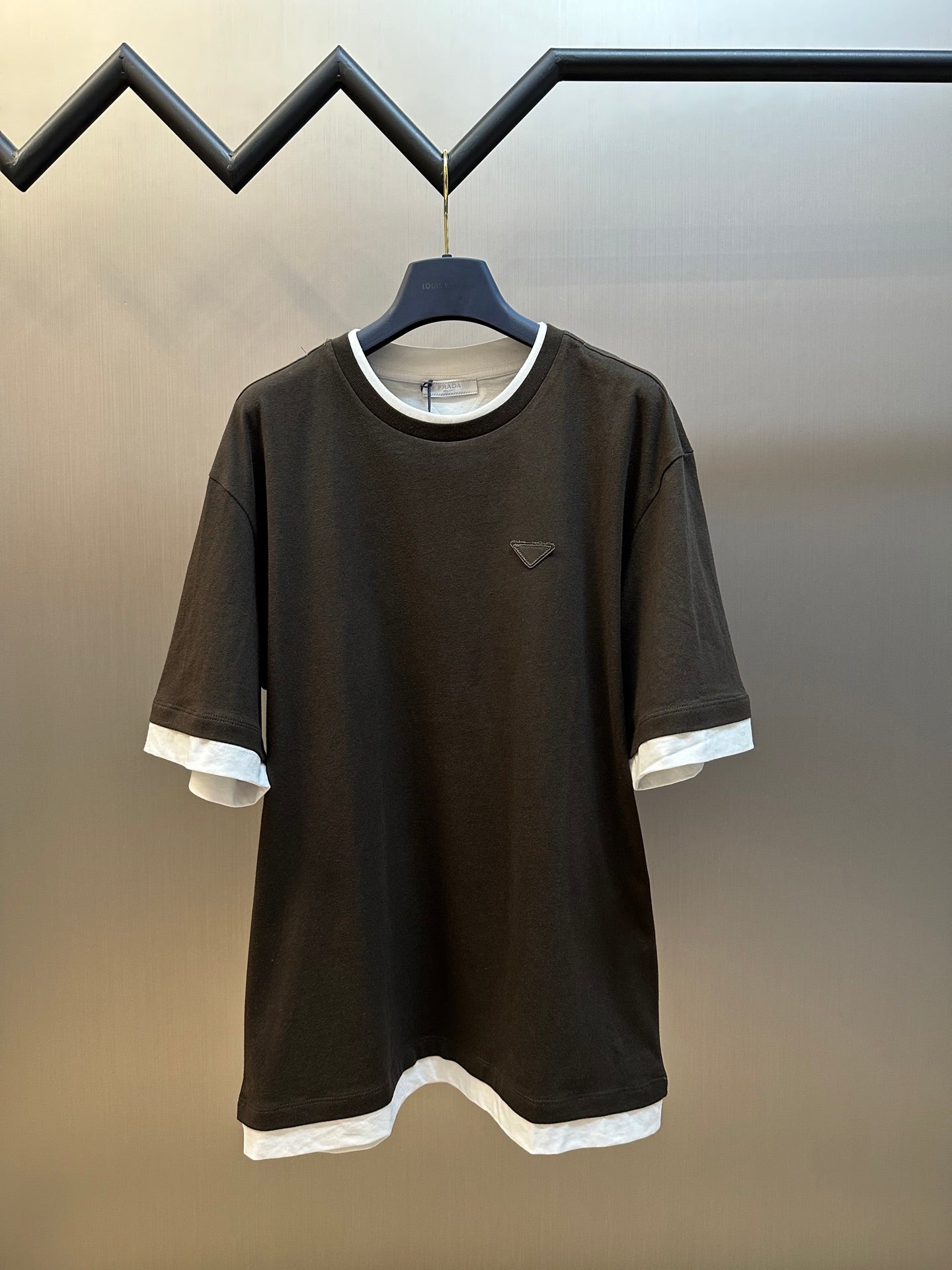 LuxluxHouse Best Quality Clothes T-shirt Prada