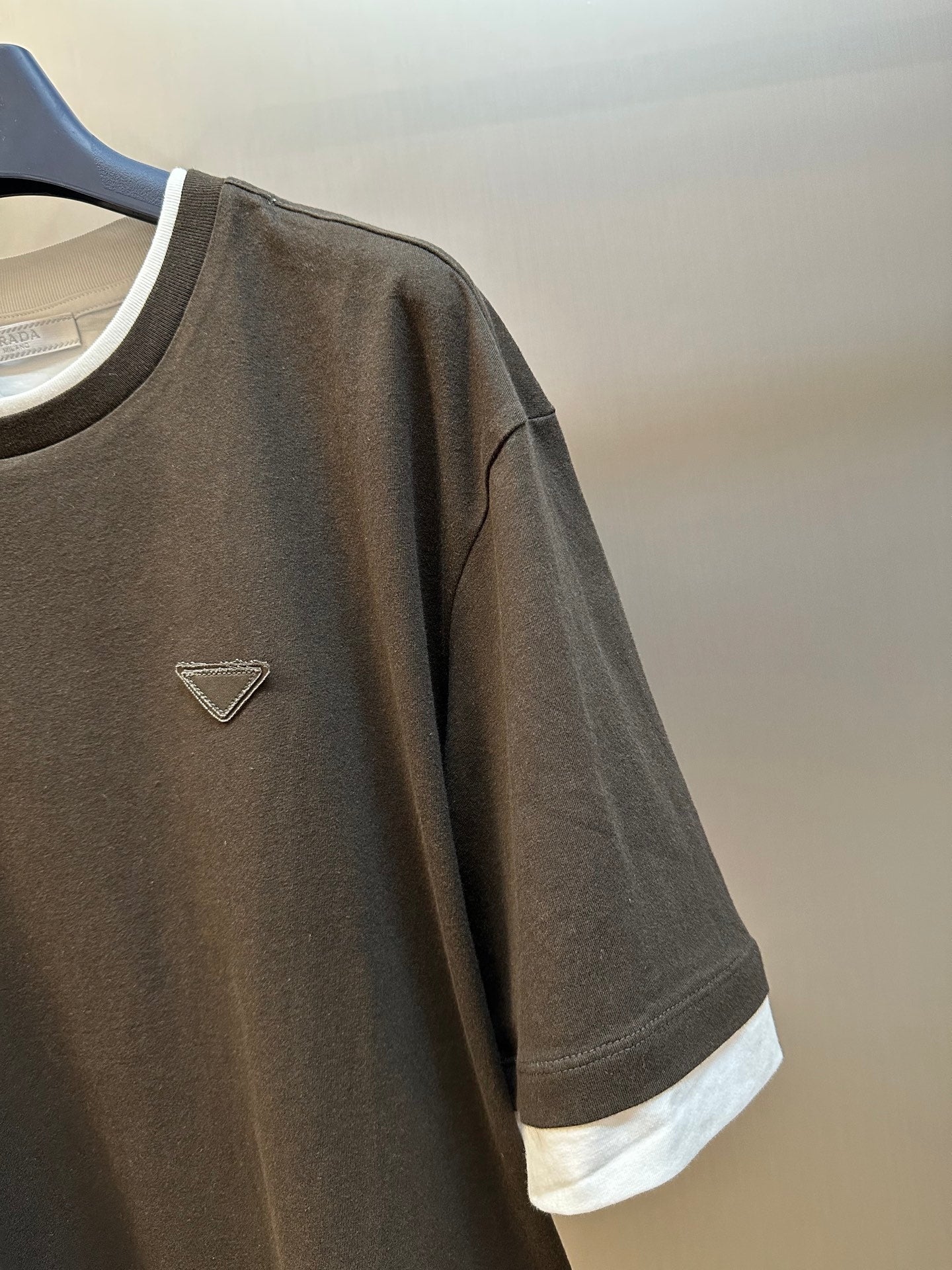 LuxluxHouse Best Quality Clothes T-shirt Prada