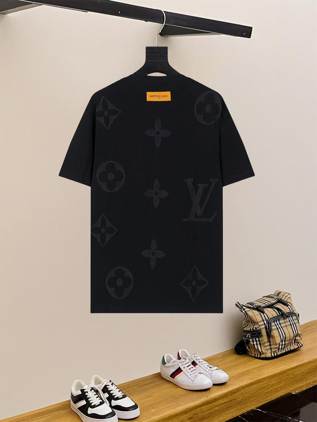 LuxluxHouse Best Quality Clothes T-shirt Louis Vuitton