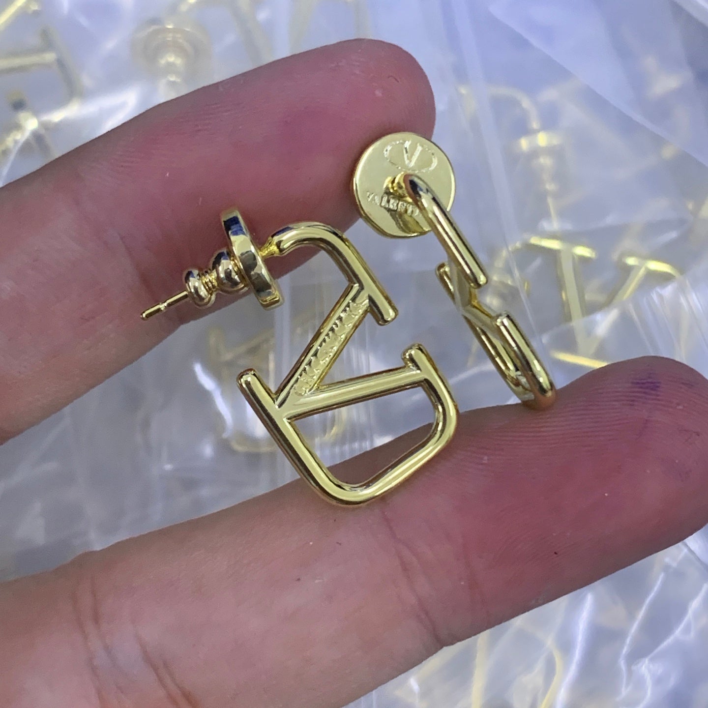 LuxluxHouse Low Price And High Quality Accessories Valentino