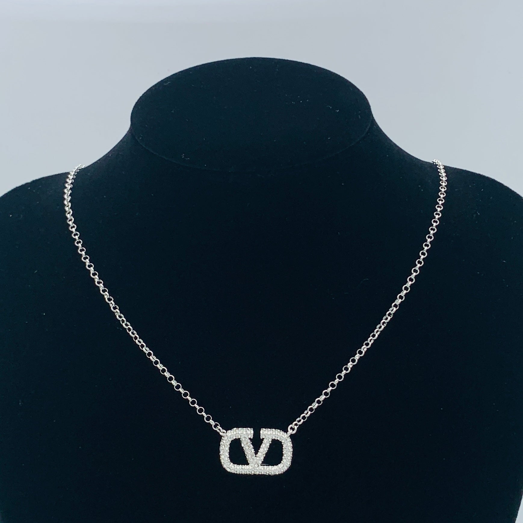 LuxluxHouse Low Price And High Quality Accessories Valentino