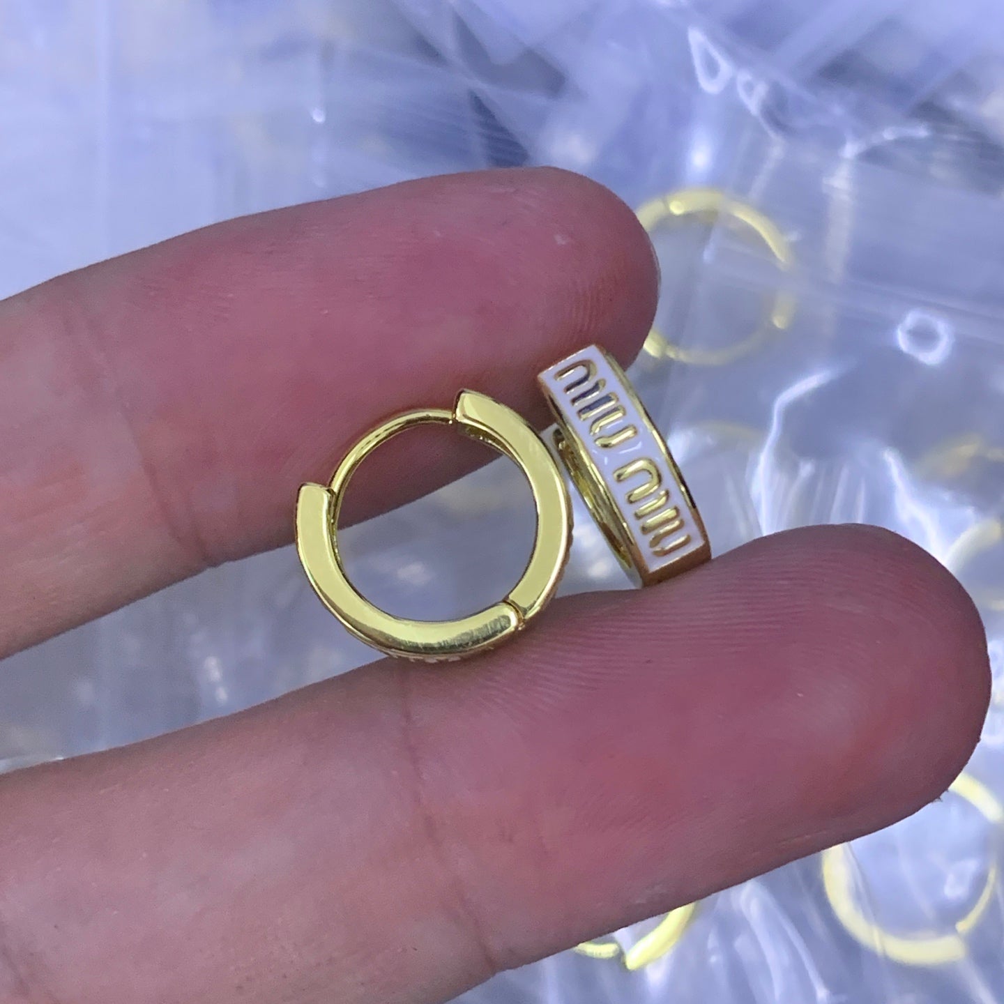 LuxluxHouse Low Price And High Quality Accessories Miu Miu