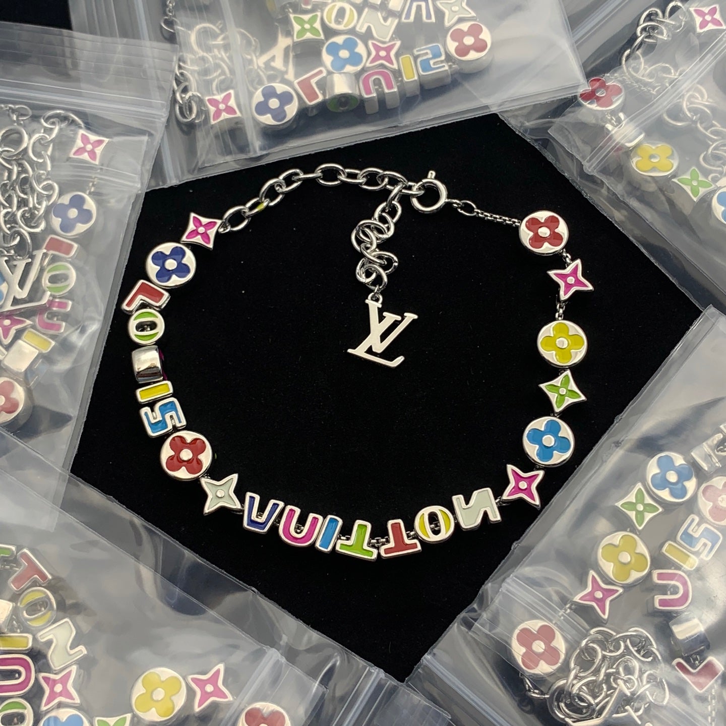 LuxluxHouse Low Price And High Quality Accessories Louis Vuitton