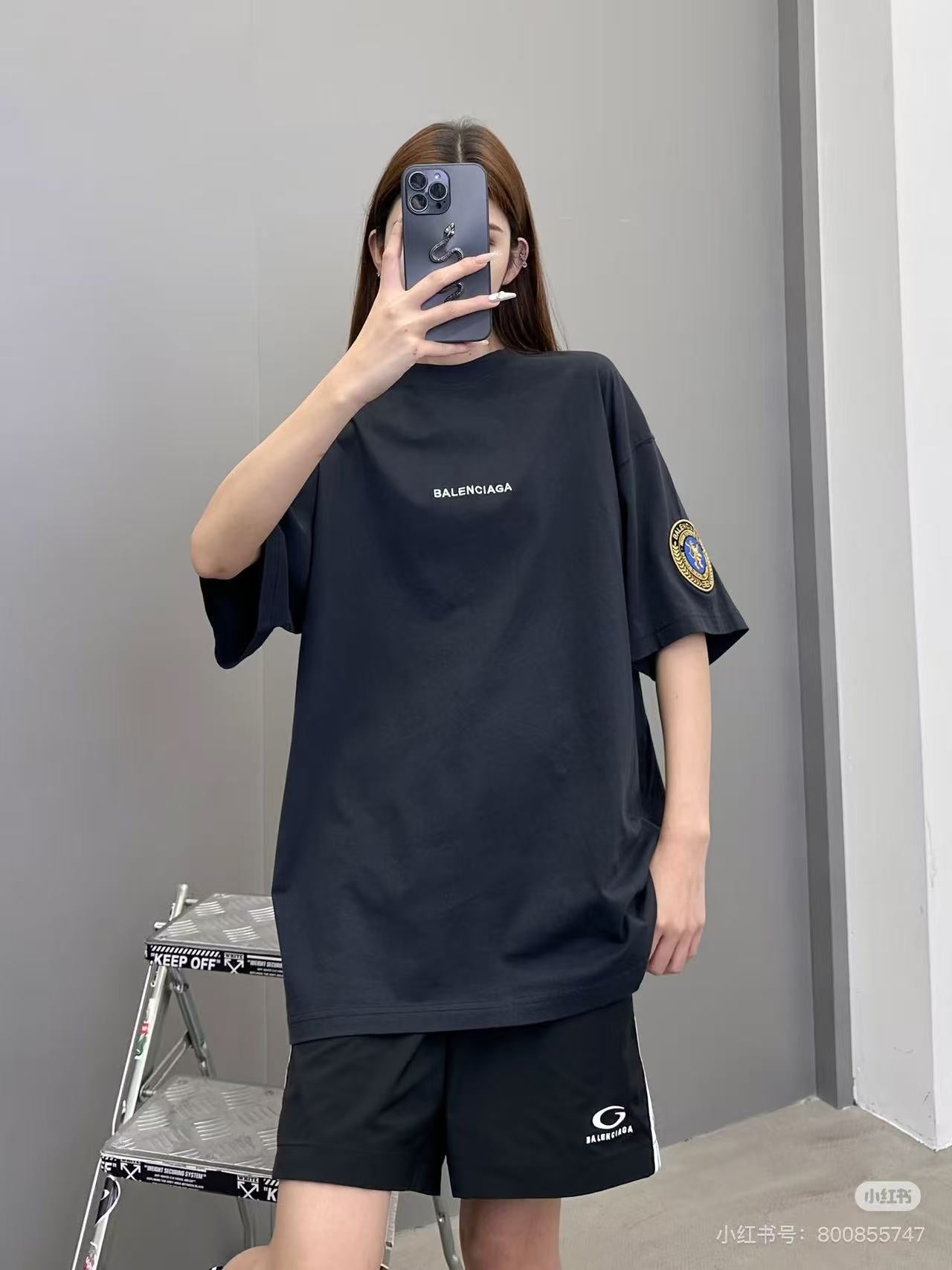 LuxluxHouse Best Quality Clothes Balenciaga T-shirt