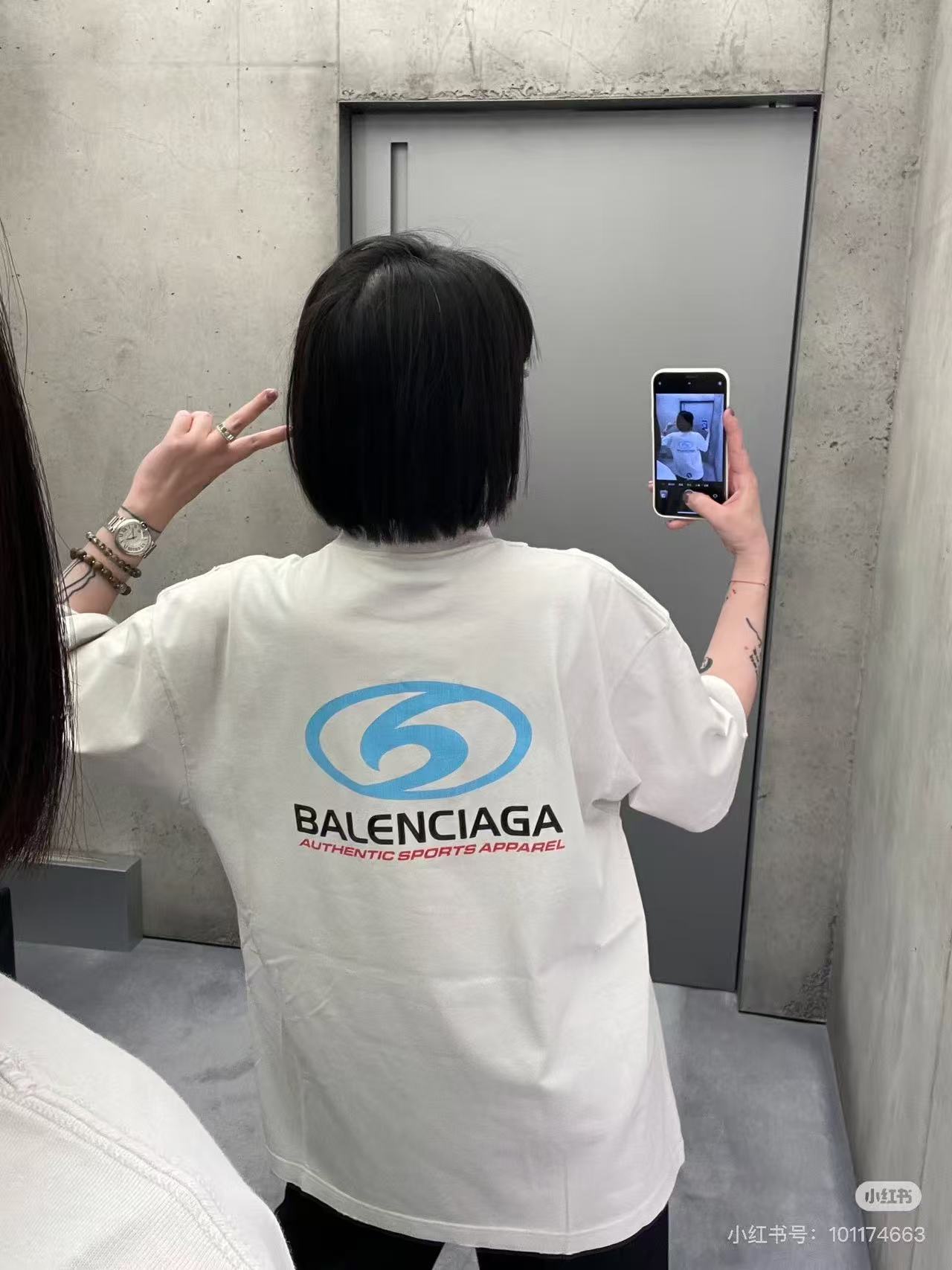 LuxluxHouse Best Quality Clothes Balenciaga T-shirt