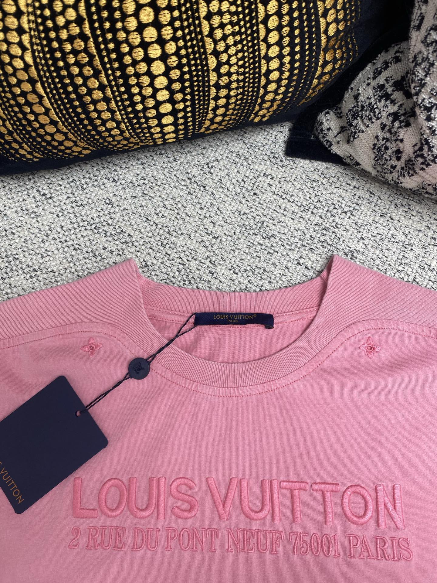 LuxluxHouse Best Quality Clothes T-shirt Louis Vuitton