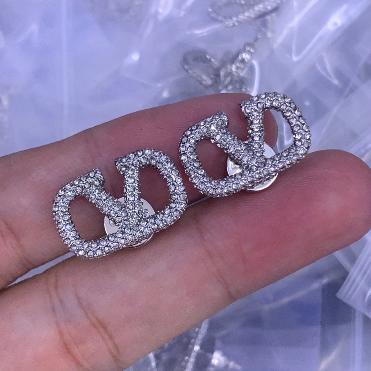 LuxluxHouse Low Price And High Quality Accessories Valentino