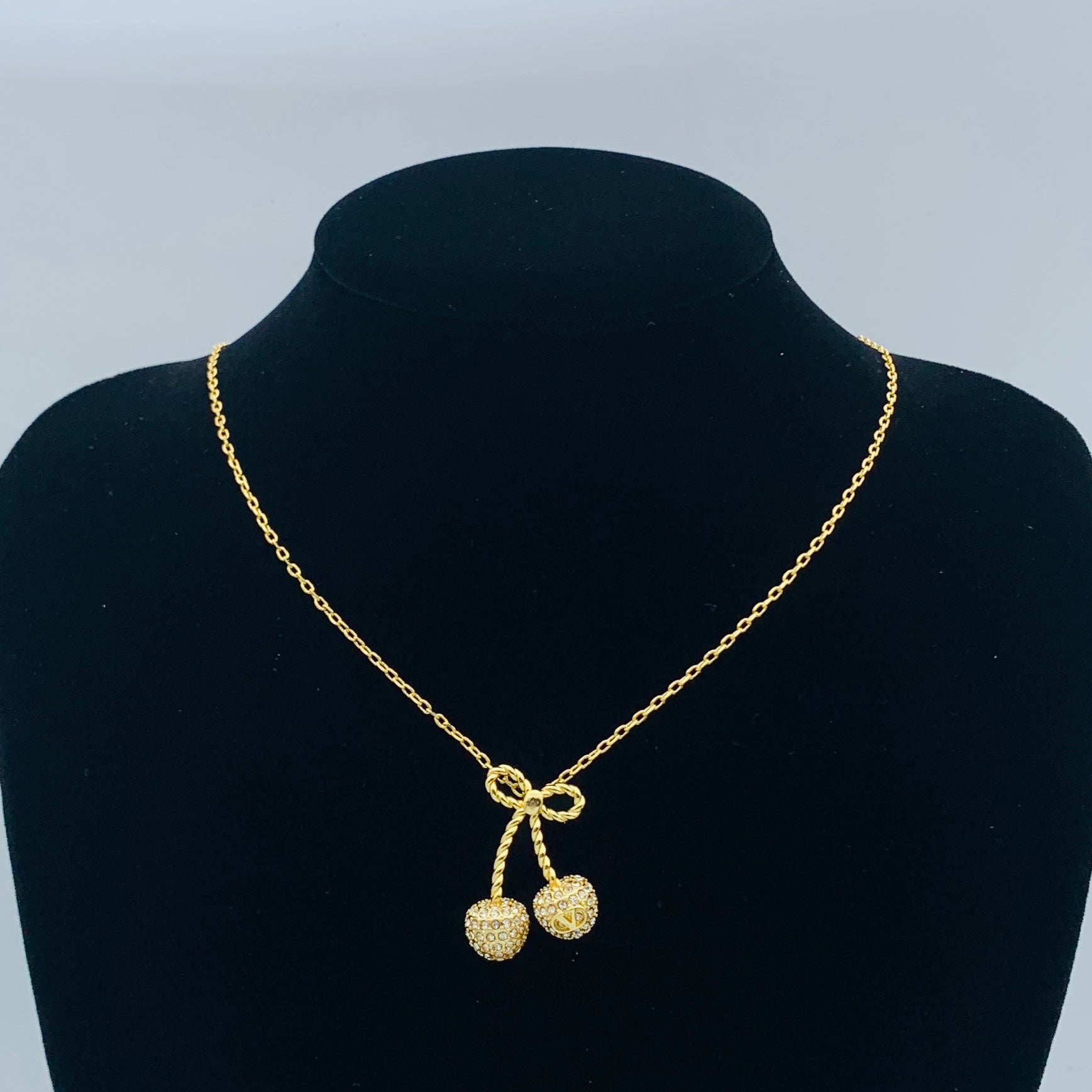 LuxluxHouse Low Price And High Quality Accessories Valentino