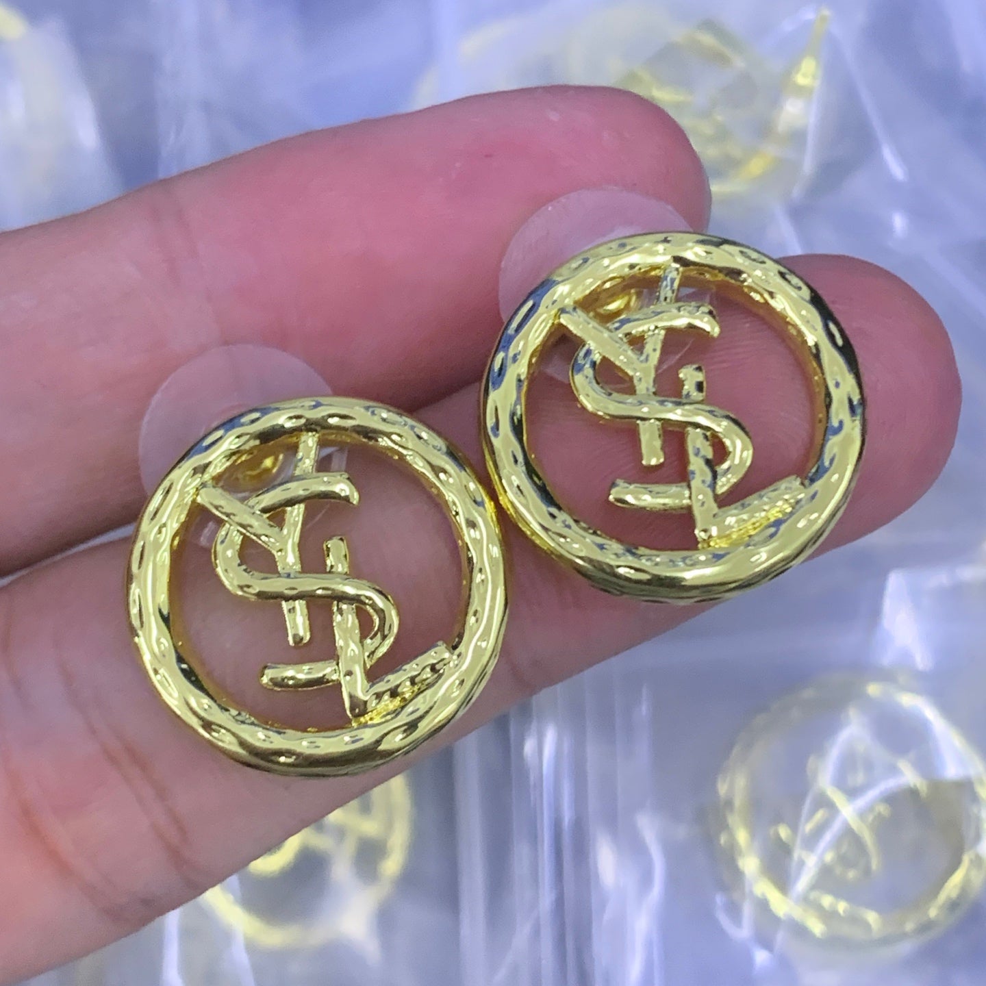 LuxluxHouse Low Price And High Quality Accessories YSL