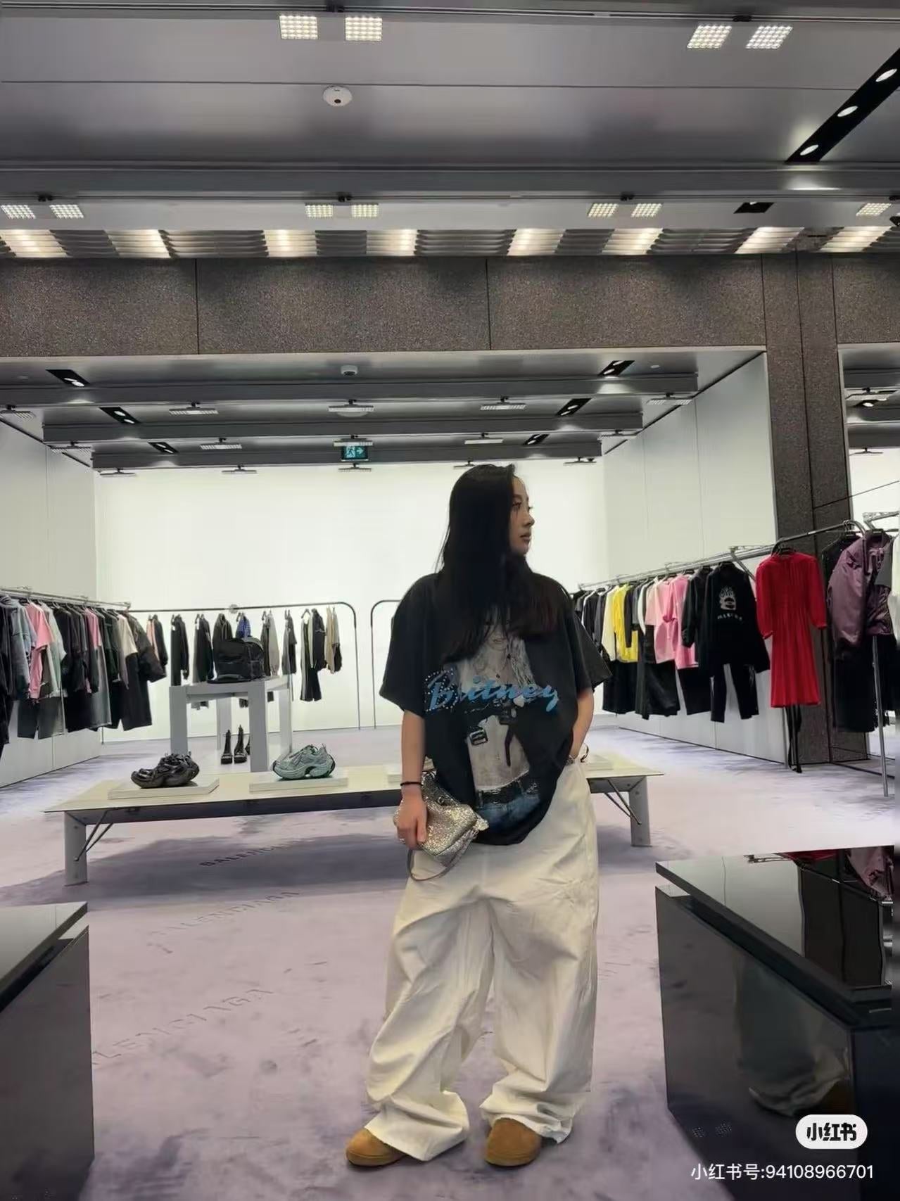 LuxluxHouse Best Quality Clothes Balenciaga T-shirt
