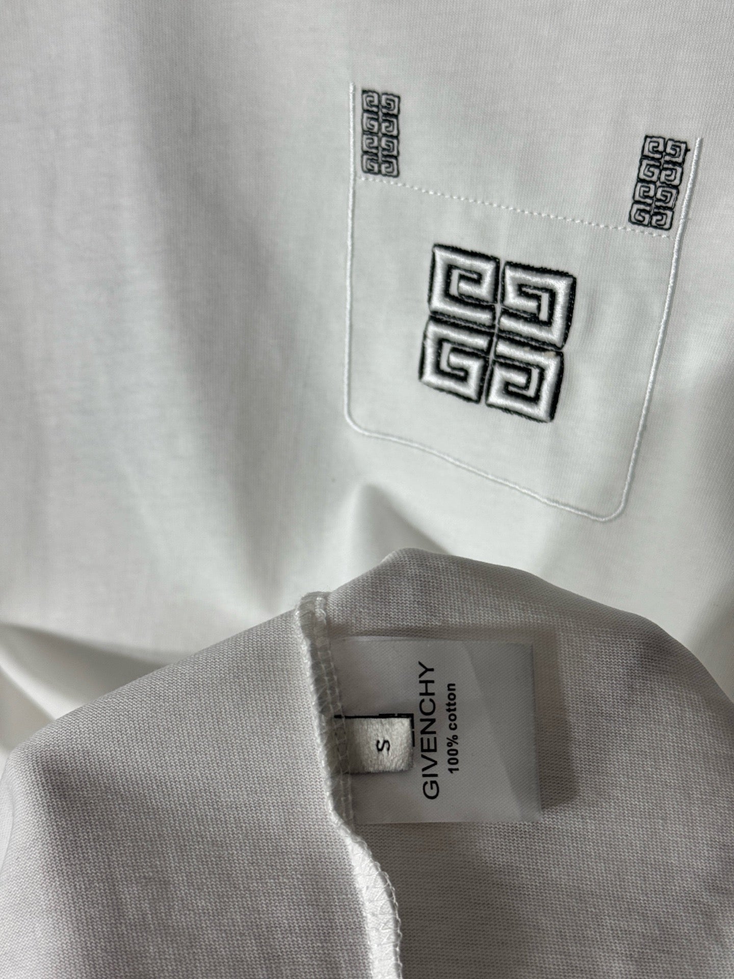 LuxluxHouse Best Quality Clothes Givenchy T-shirt