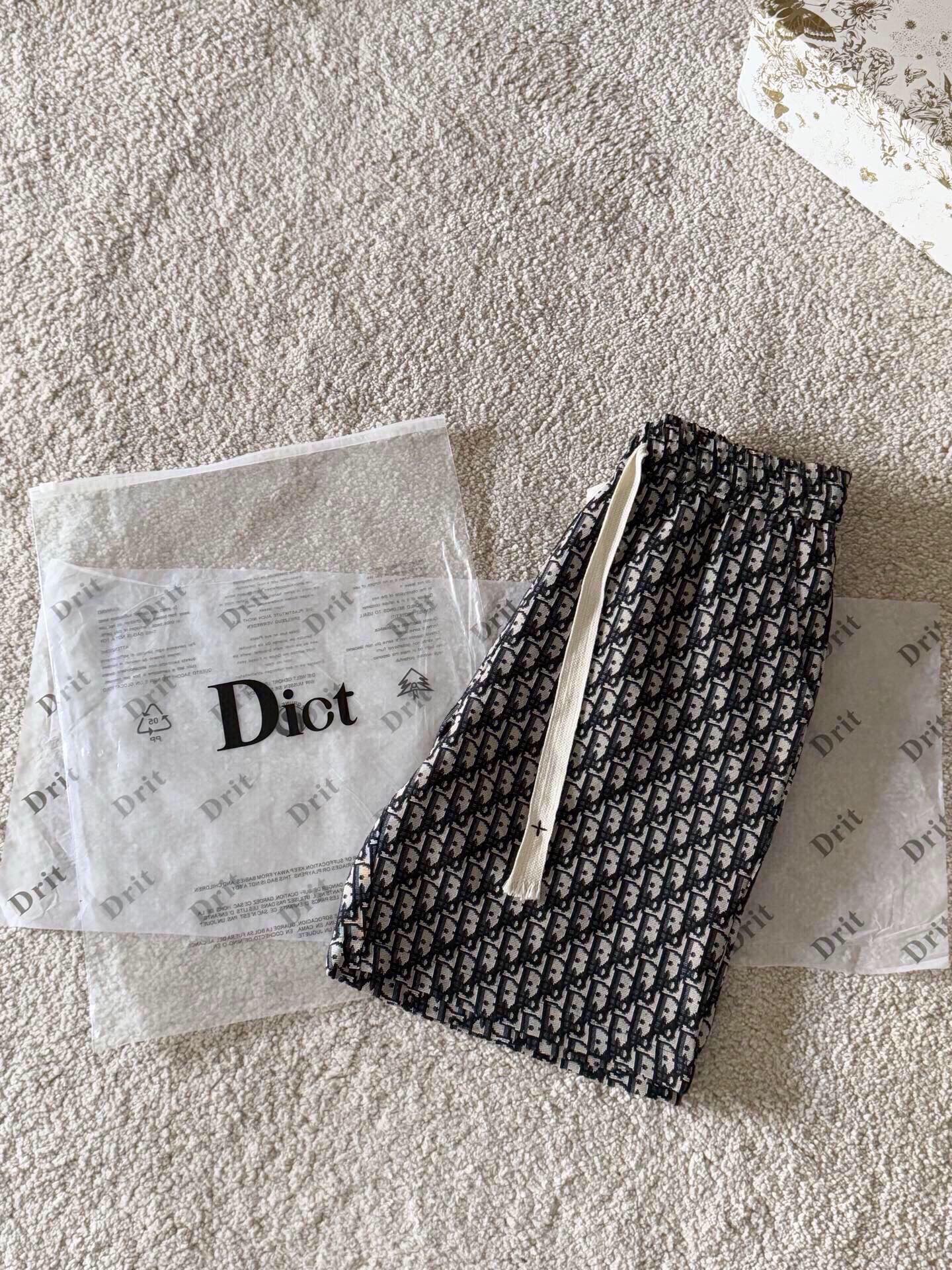 LuxluxHouse Best Quality Clothes T-shirt Dior