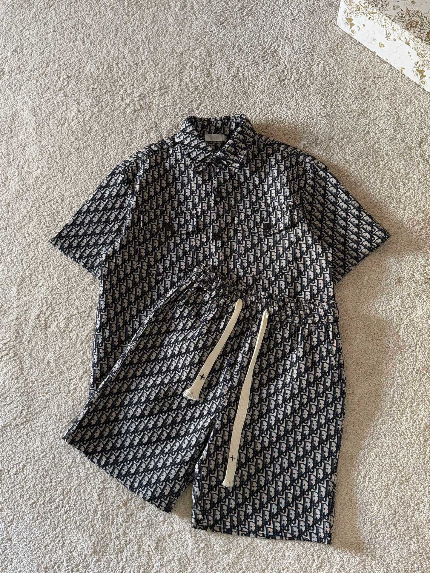 LuxluxHouse Best Quality Clothes T-shirt Dior