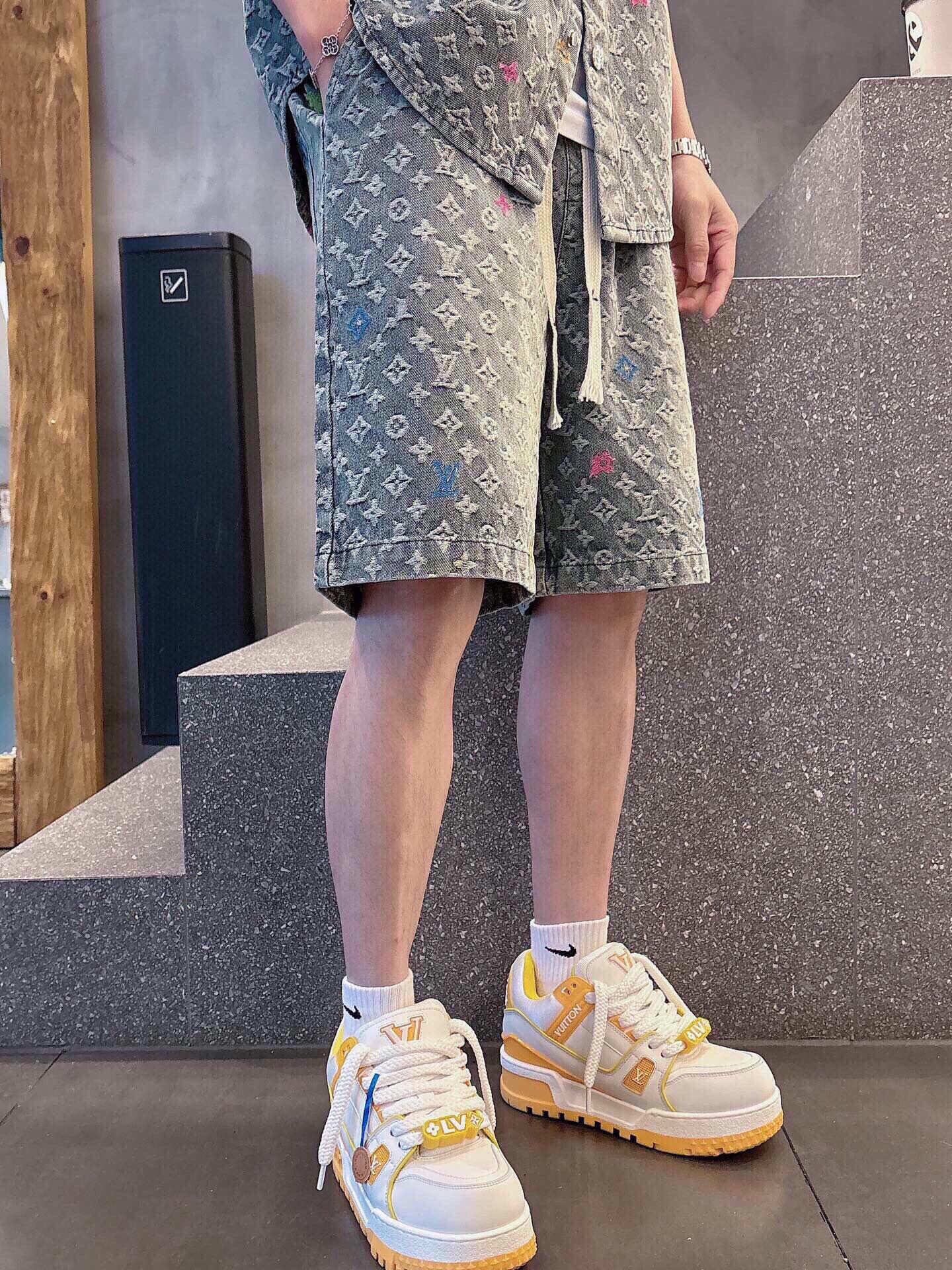 LuxluxHouse Best Quality Clothes T-shirt Louis Vuitton