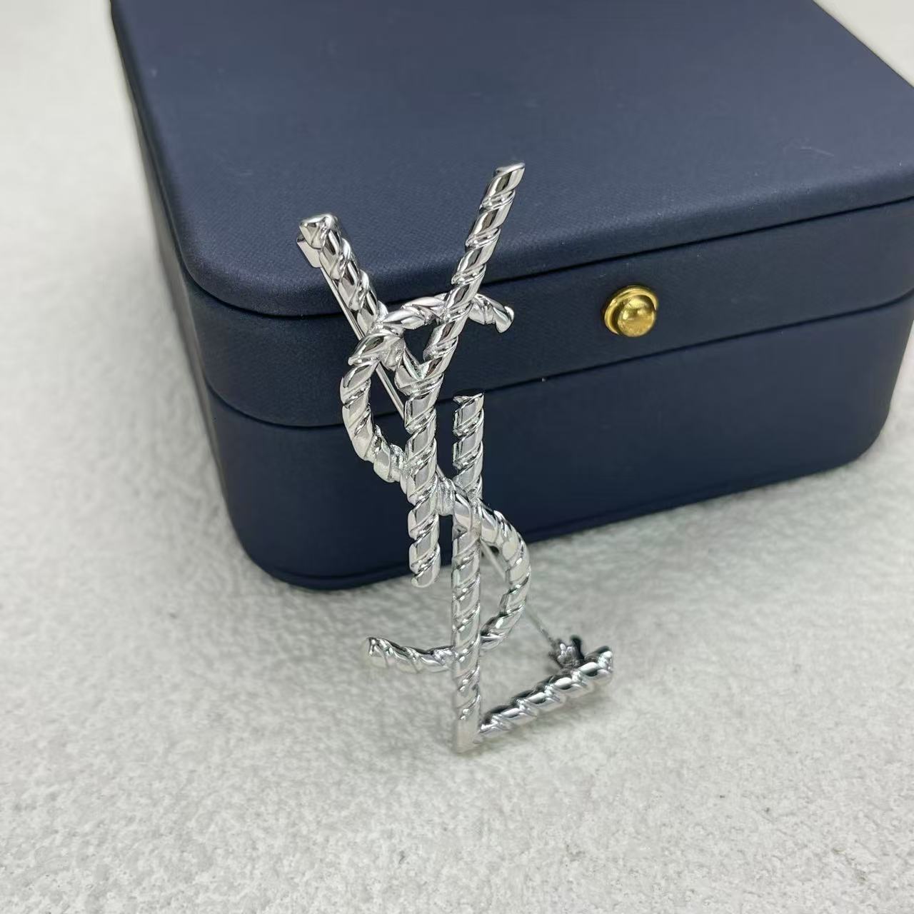 LuxluxHouse Low Price And High Quality Accessories YSL