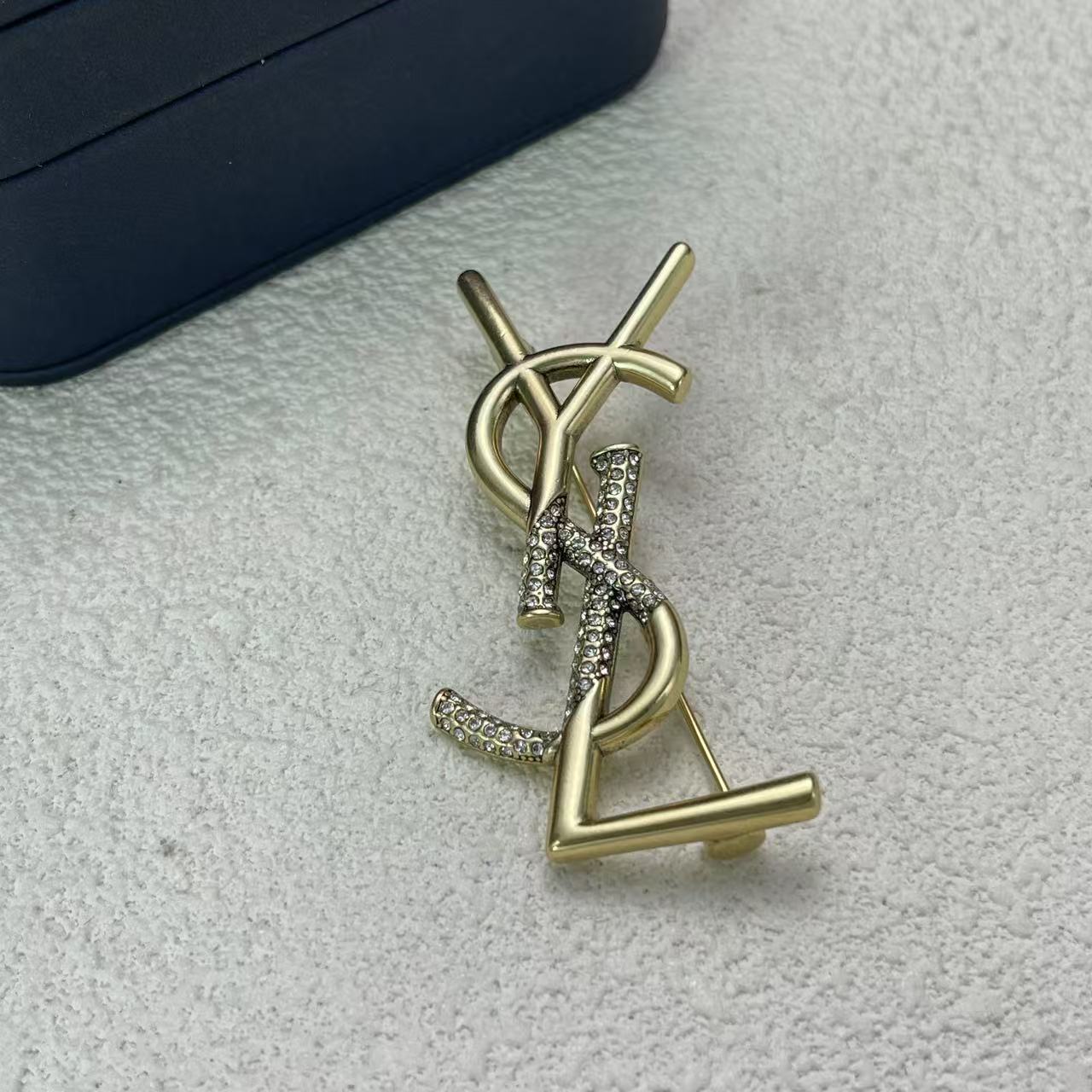 LuxluxHouse Low Price And High Quality Accessories YSL