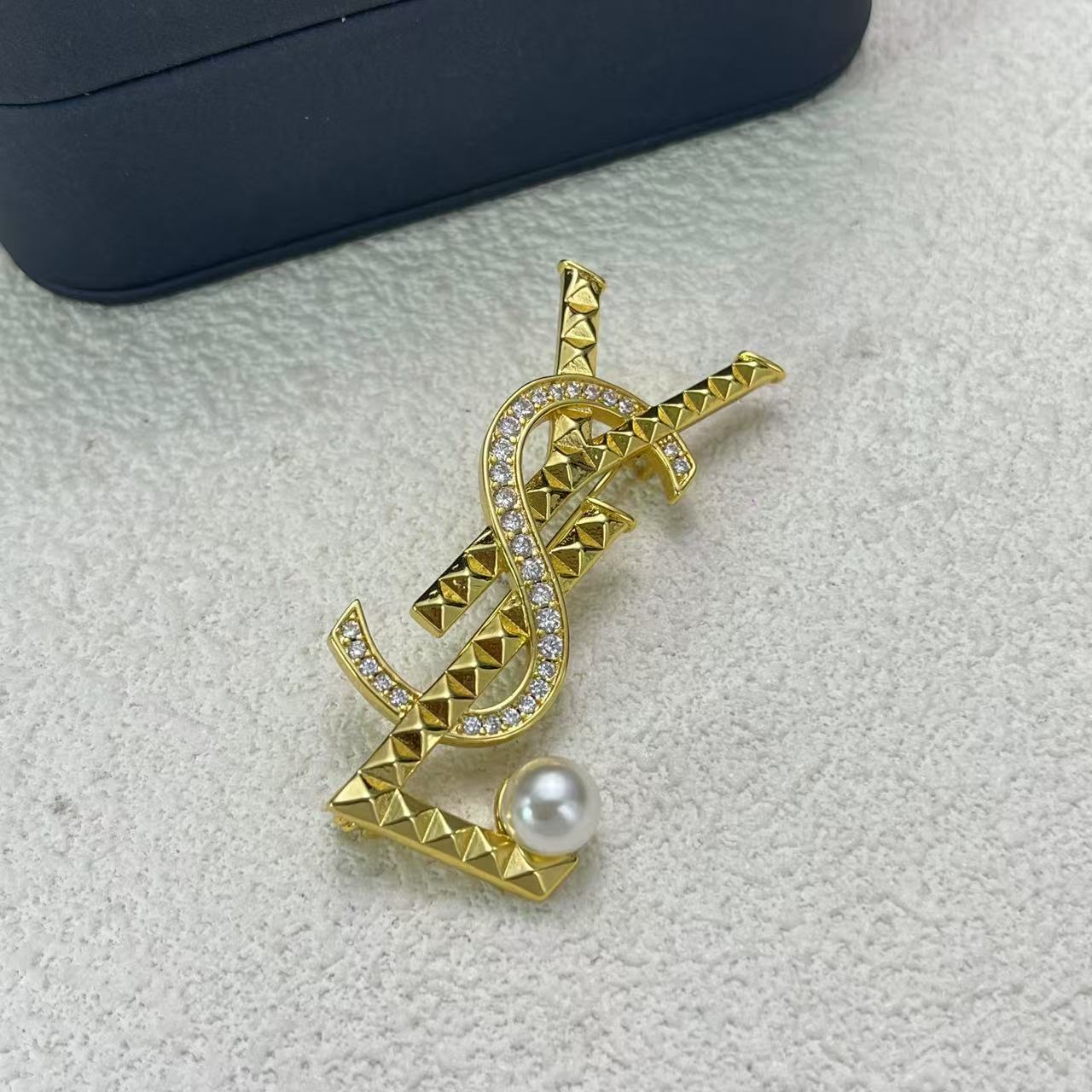 LuxluxHouse Low Price And High Quality Accessories YSL