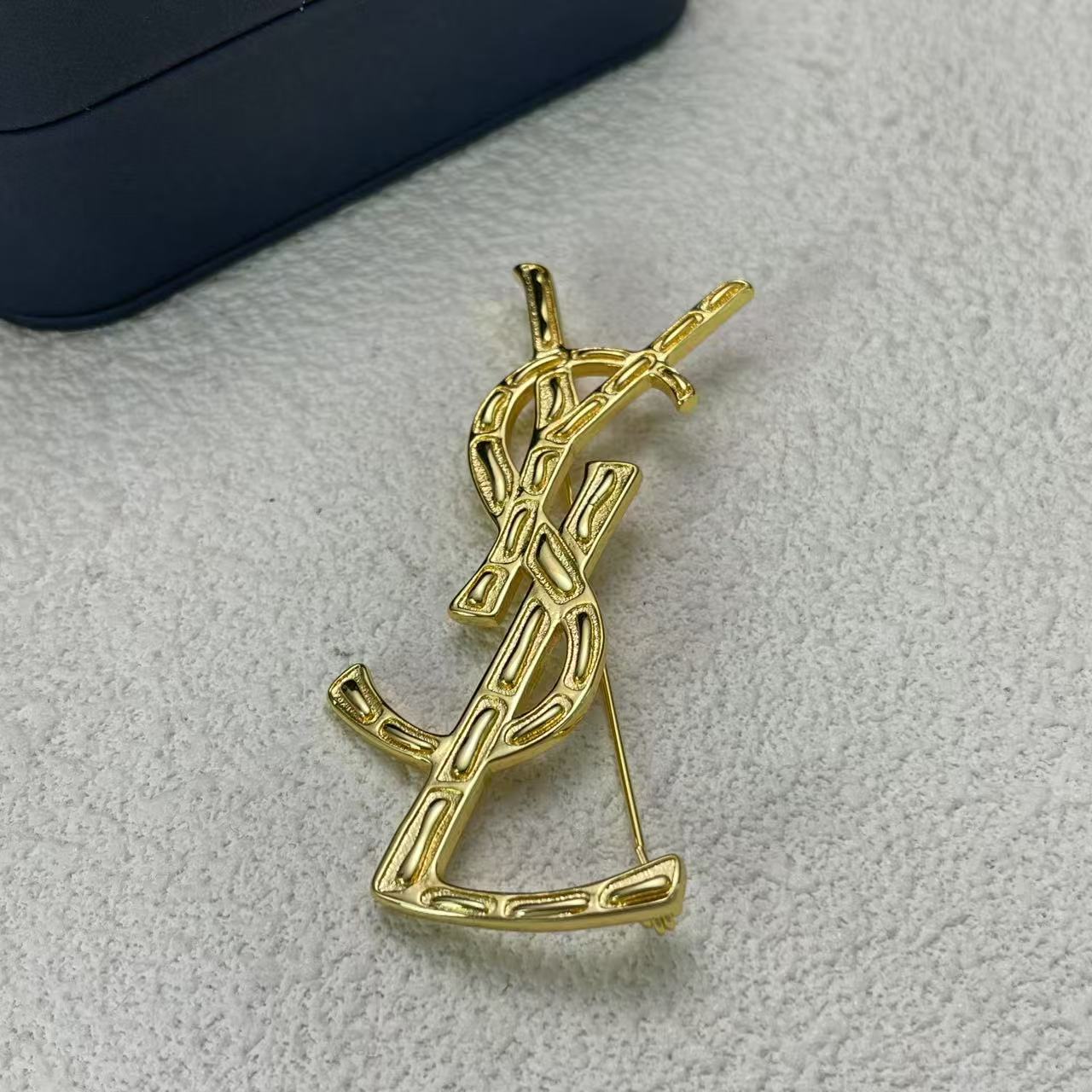 LuxluxHouse Low Price And High Quality Accessories YSL