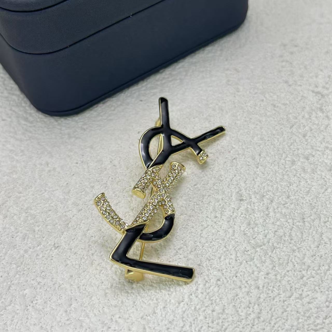 LuxluxHouse Low Price And High Quality Accessories YSL