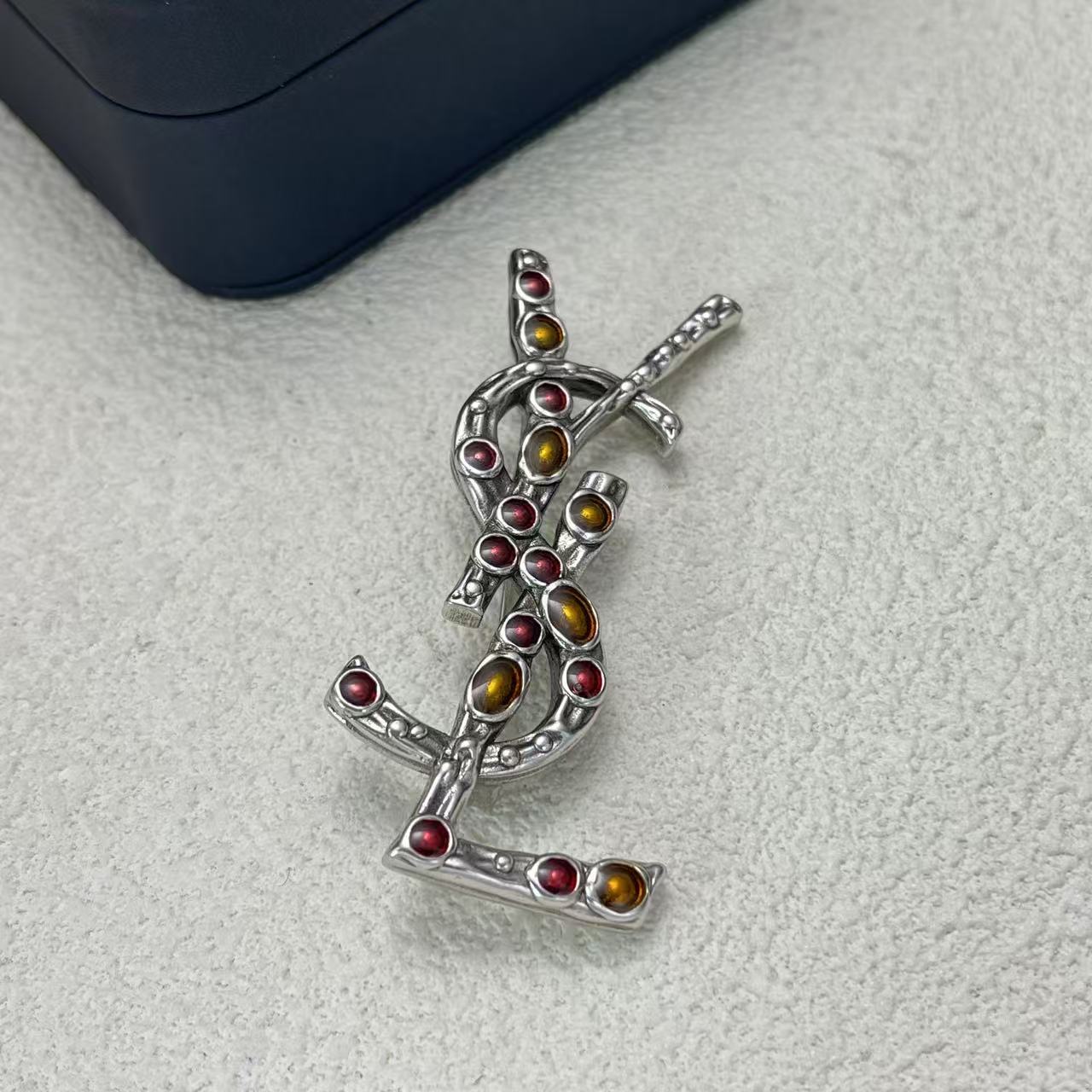 LuxluxHouse Low Price And High Quality Accessories YSL