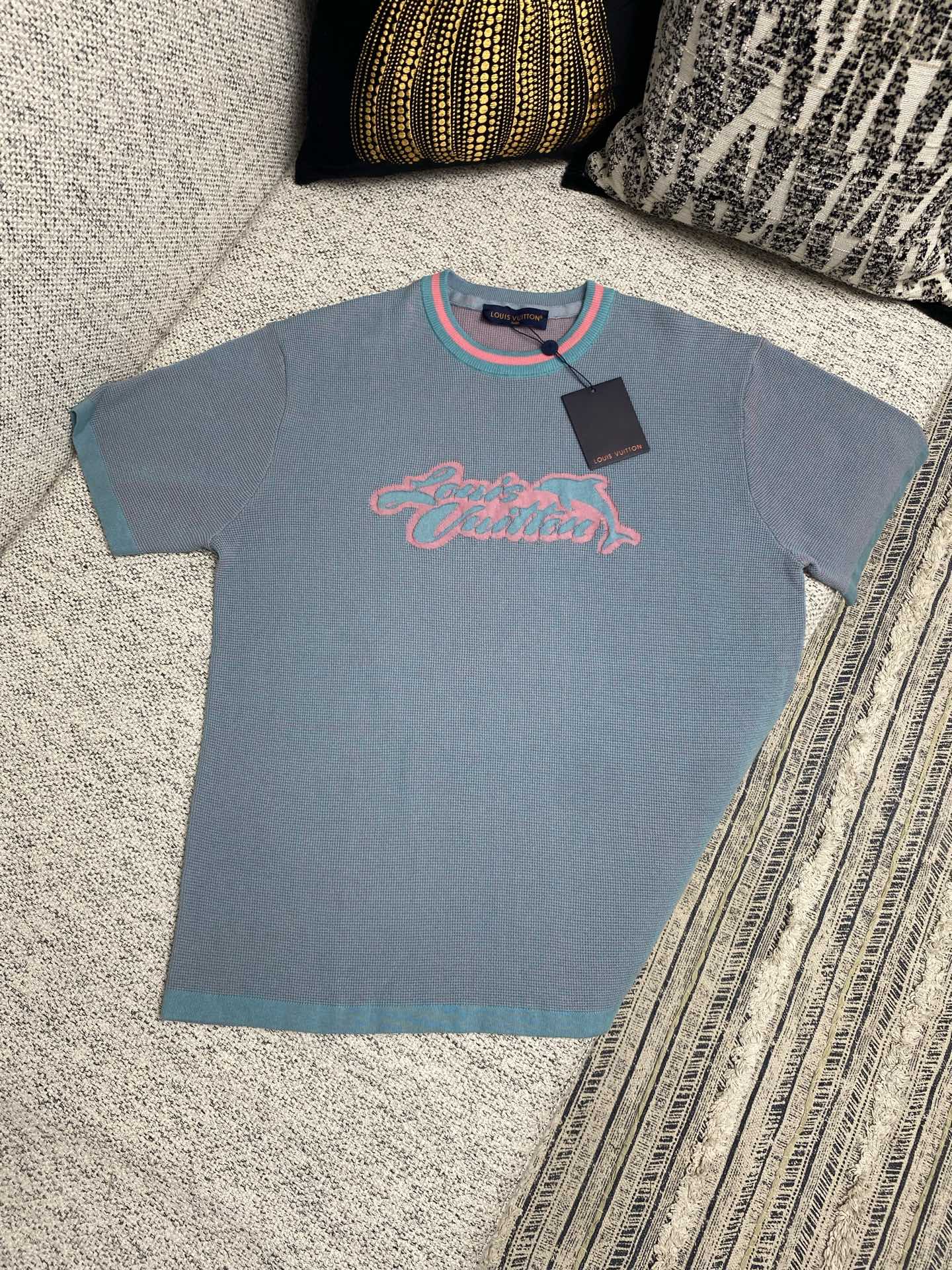 LuxluxHouse Best Quality Clothes T-shirt Louis Vuitton