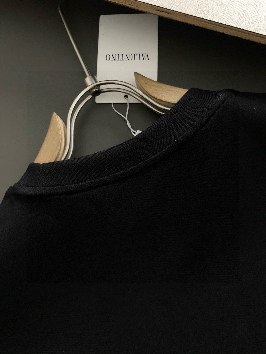 LuxluxHouse Best Quality Clothes Valentino T-shirt