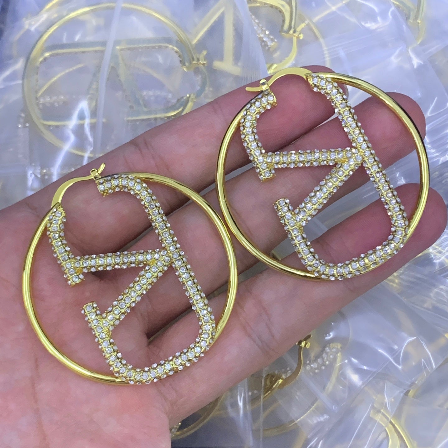 LuxluxHouse Low Price And High Quality Accessories Valentino