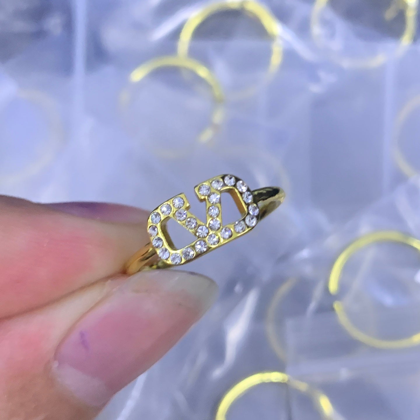 LuxluxHouse Low Price And High Quality Accessories Valentino