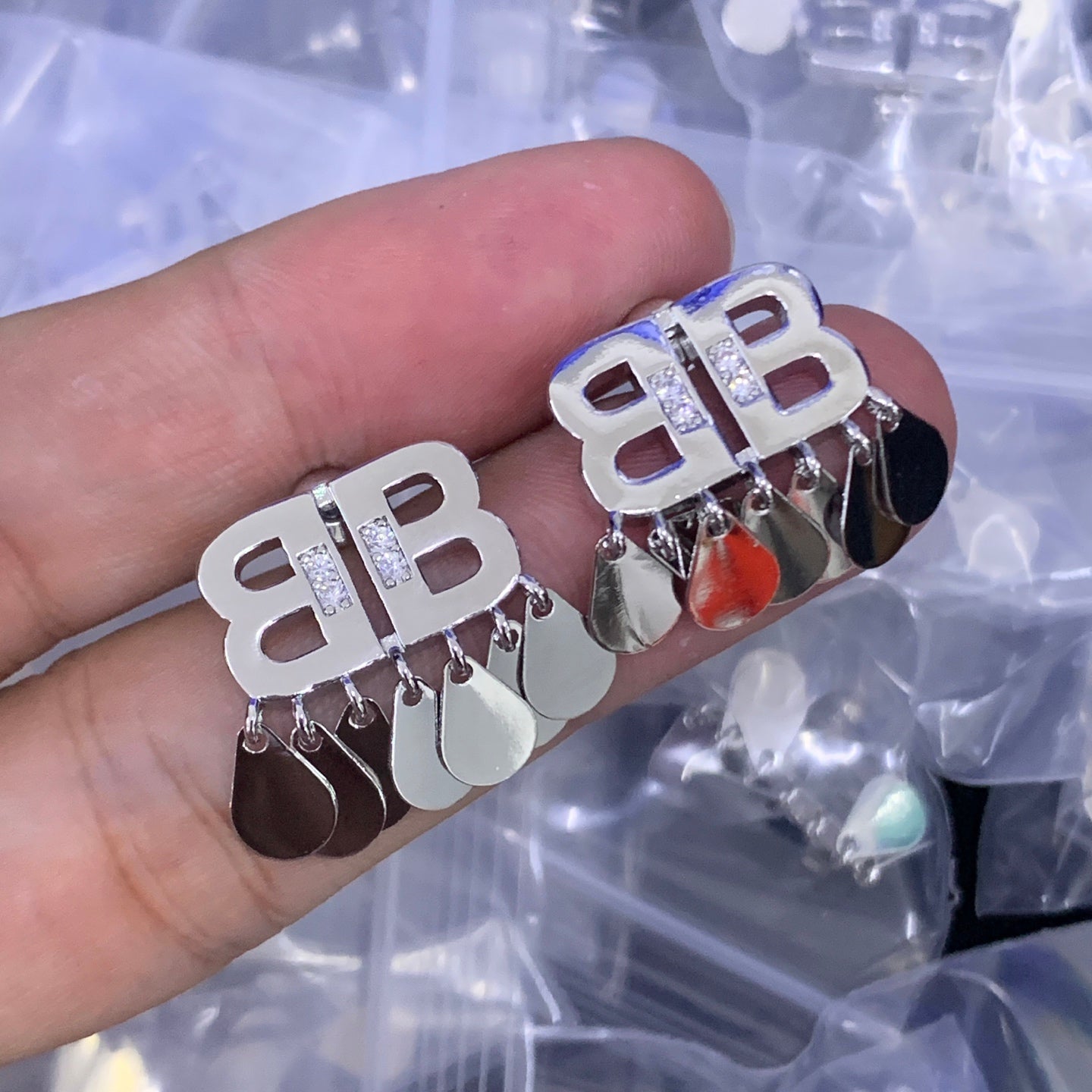 LuxluxHouse Low Price And High Quality Accessories Balenciaga