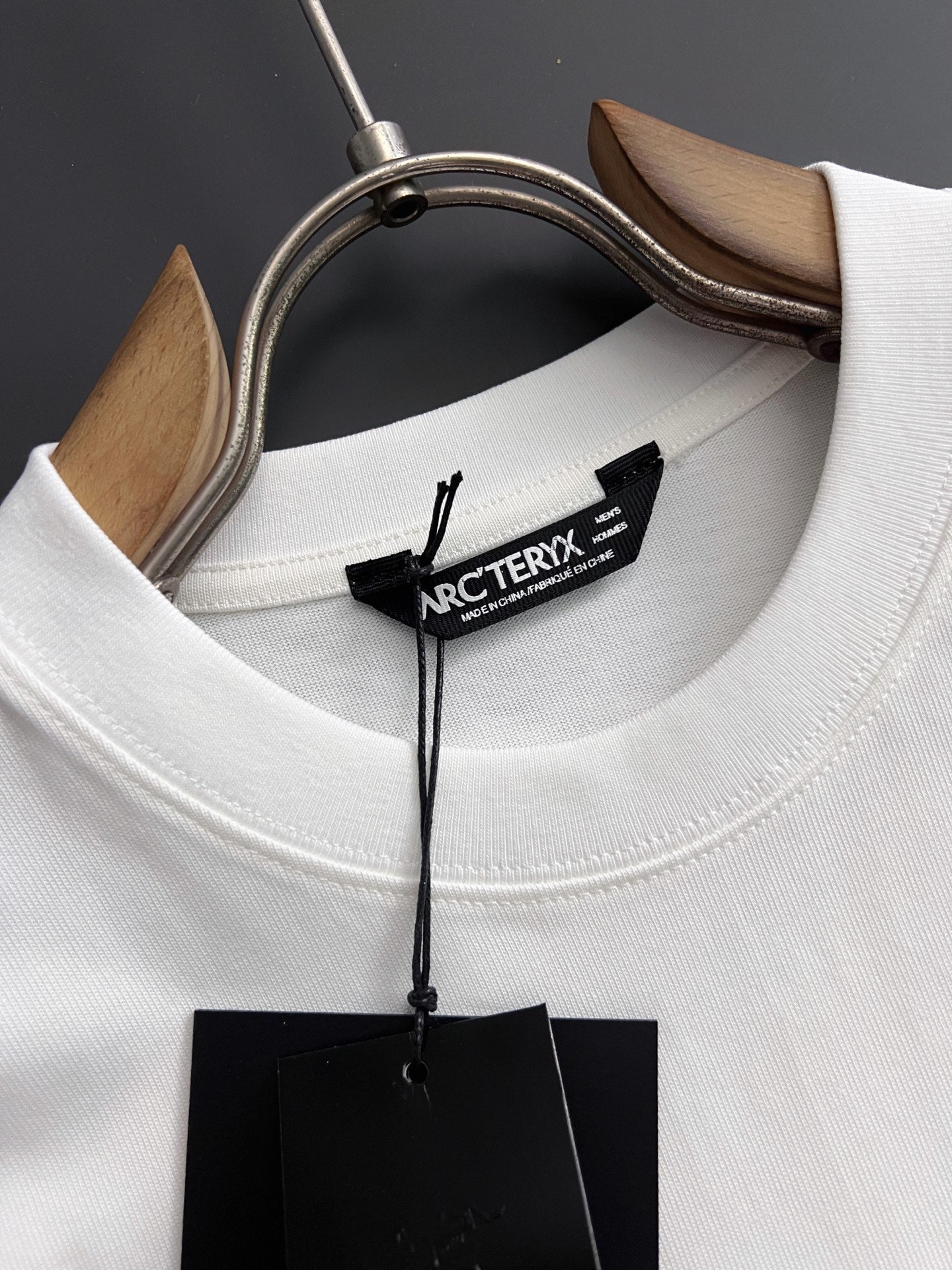 LuxluxHouse Best Quality Clothes T-shirt Arcteryx