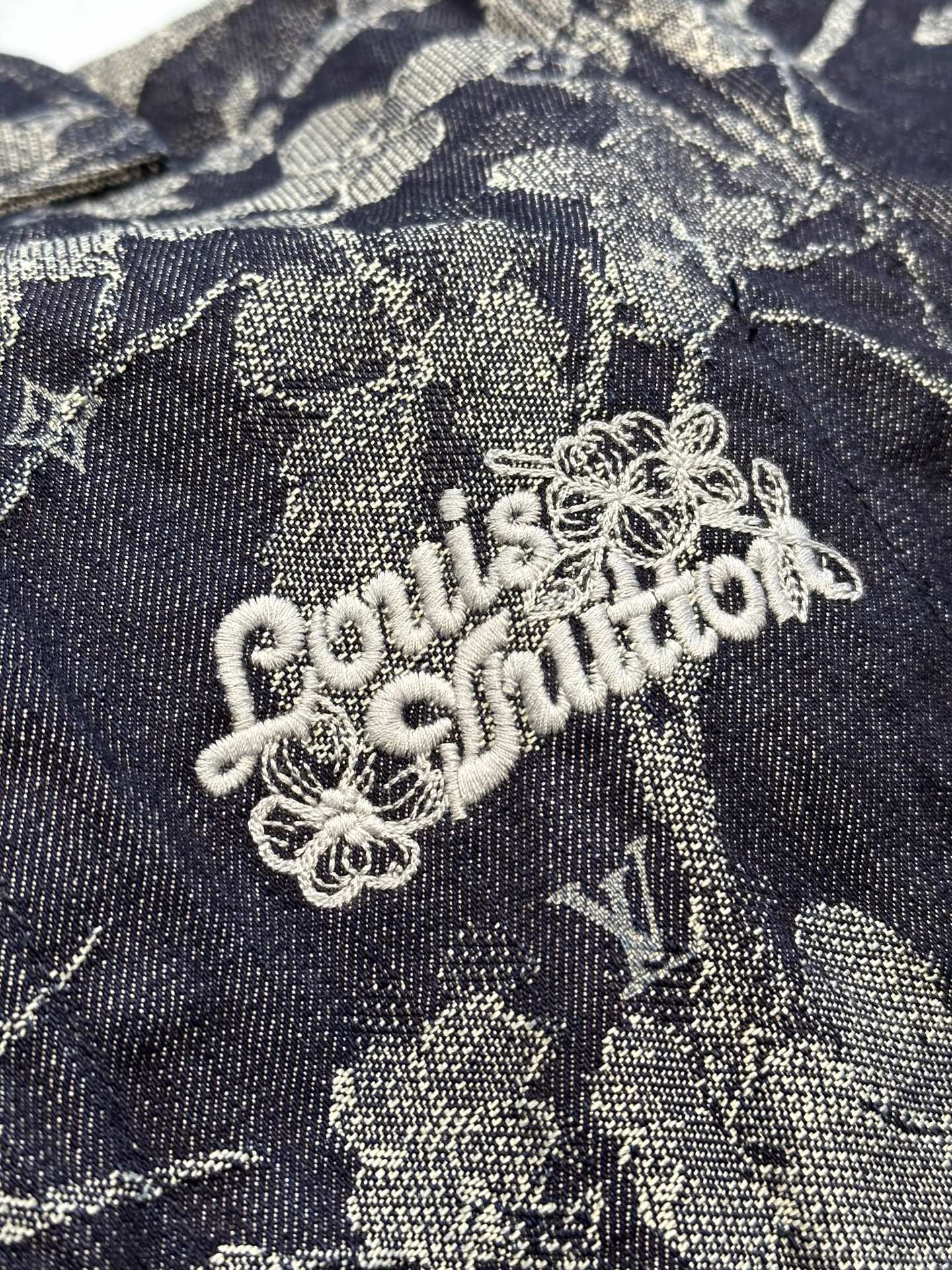 LuxluxHouse Best Quality Clothes Shirts&Polo Louis Vuitton